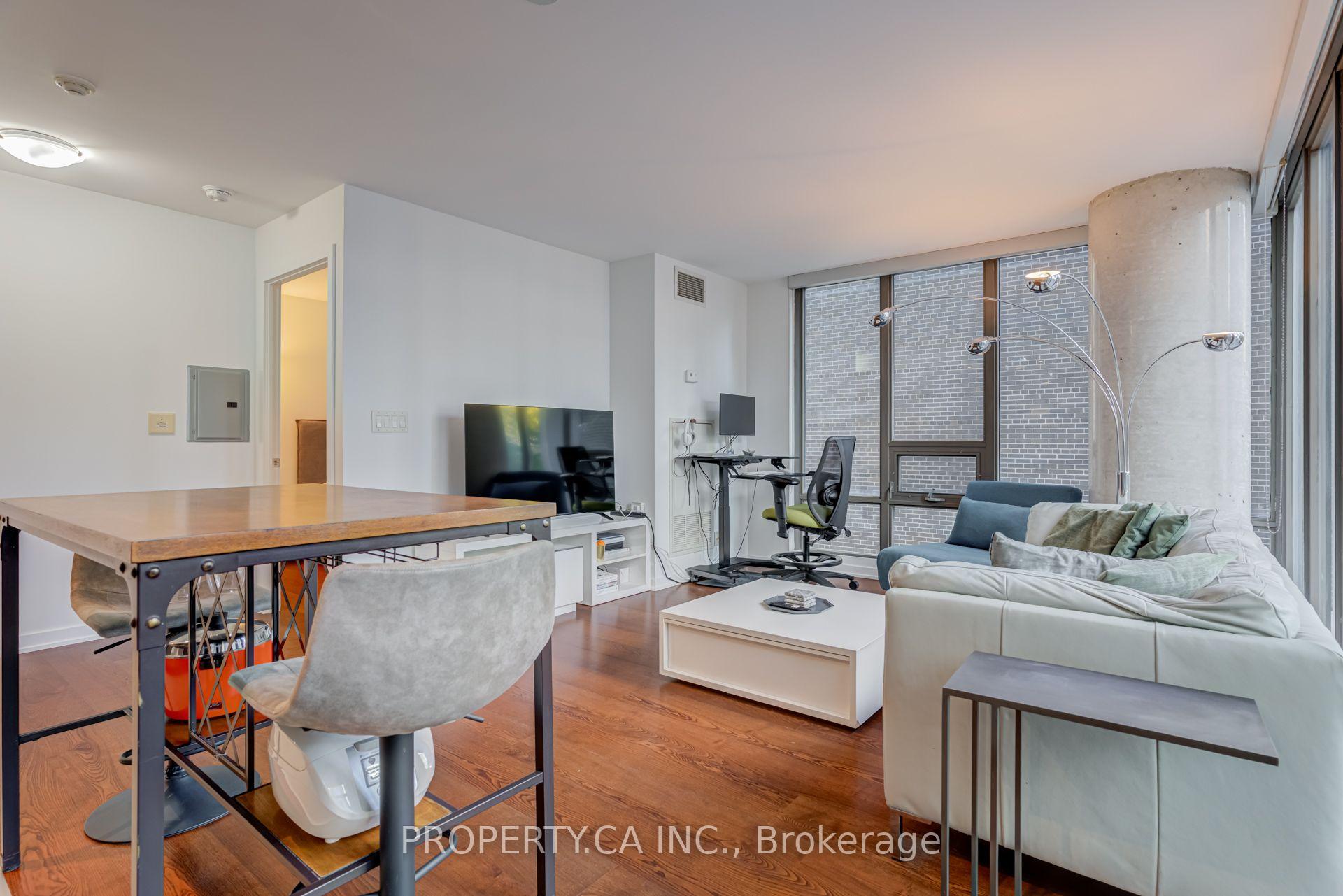 33 Lombard Street 303, Toronto Unit: 303