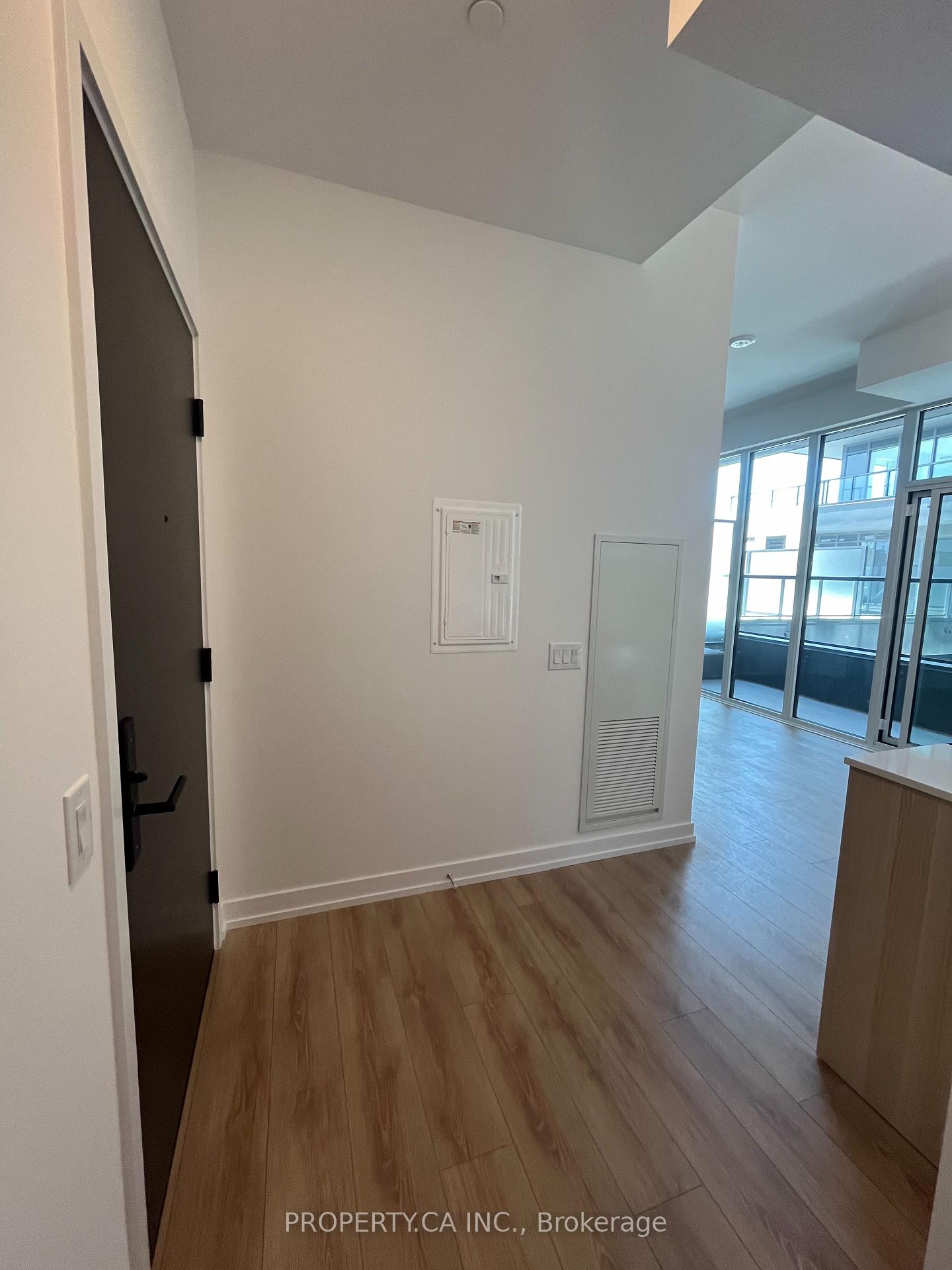 500 Dupont Street 320, Toronto Unit: 320