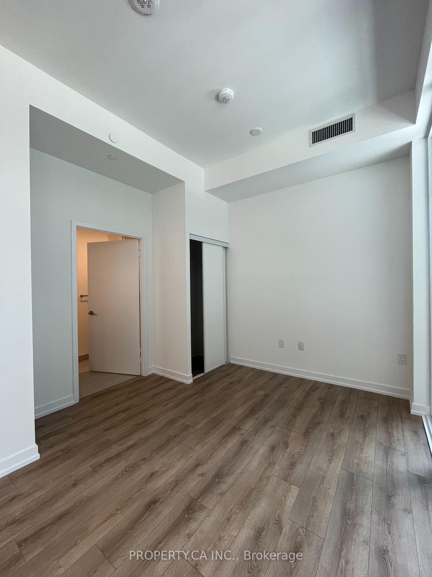 500 Dupont Street 320, Toronto Unit: 320