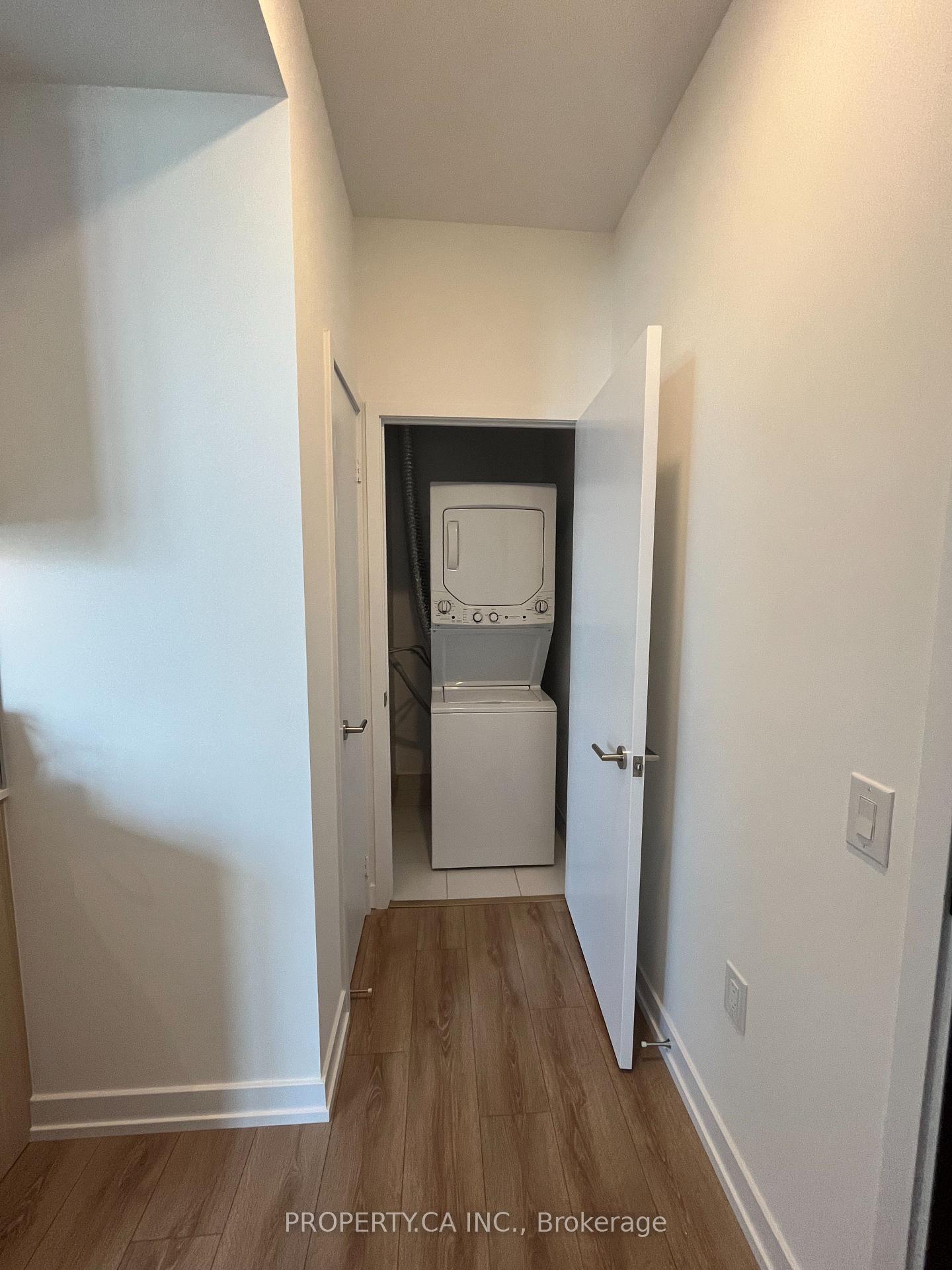 500 Dupont Street 320, Toronto Unit: 320