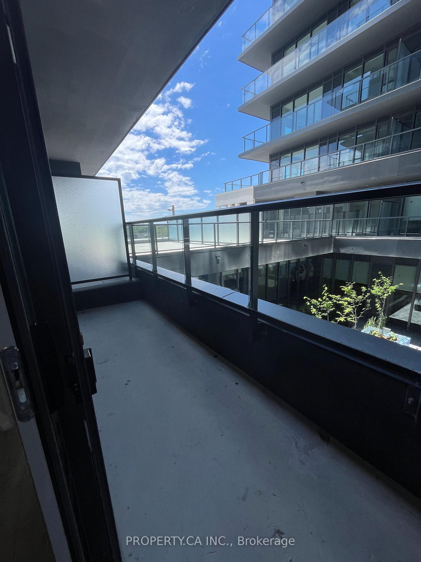 500 Dupont Street 320, Toronto Unit: 320