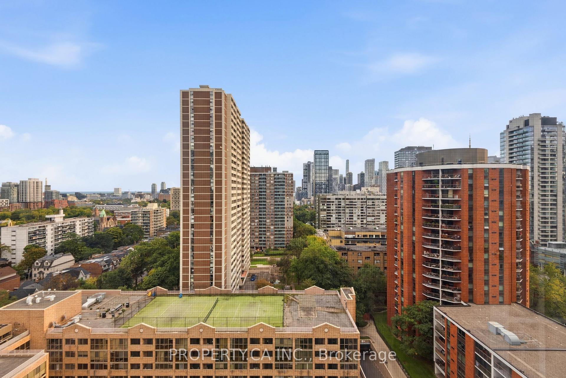 15 Maitland Place 1811, Toronto Unit: 1811