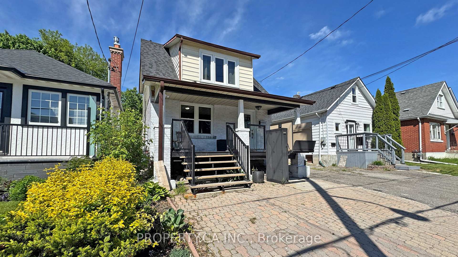 106 Park Road S