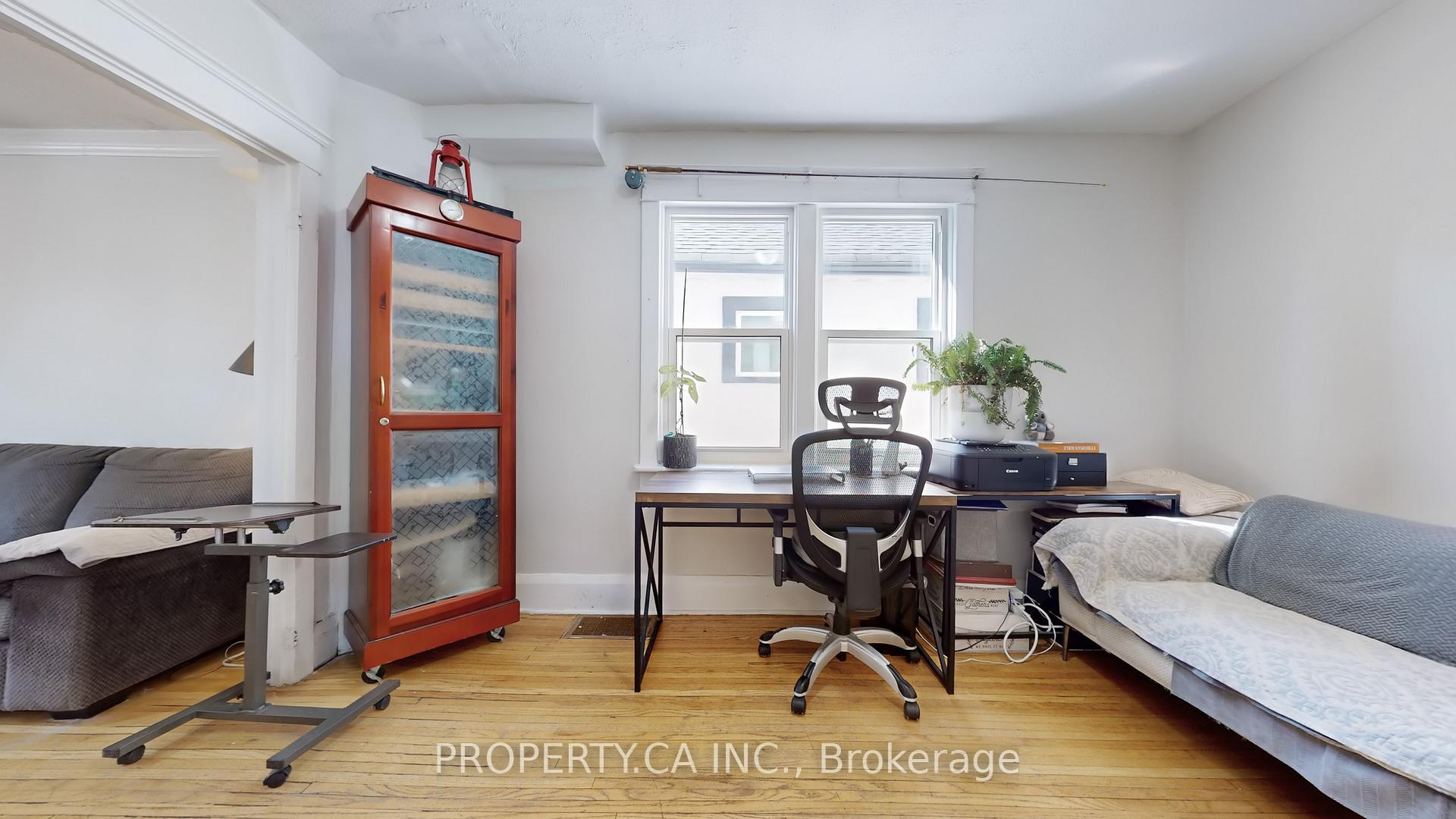 106 Park Road S