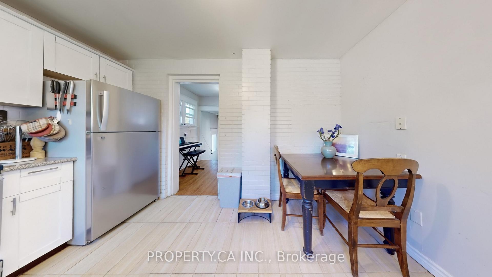106 Park Road S
