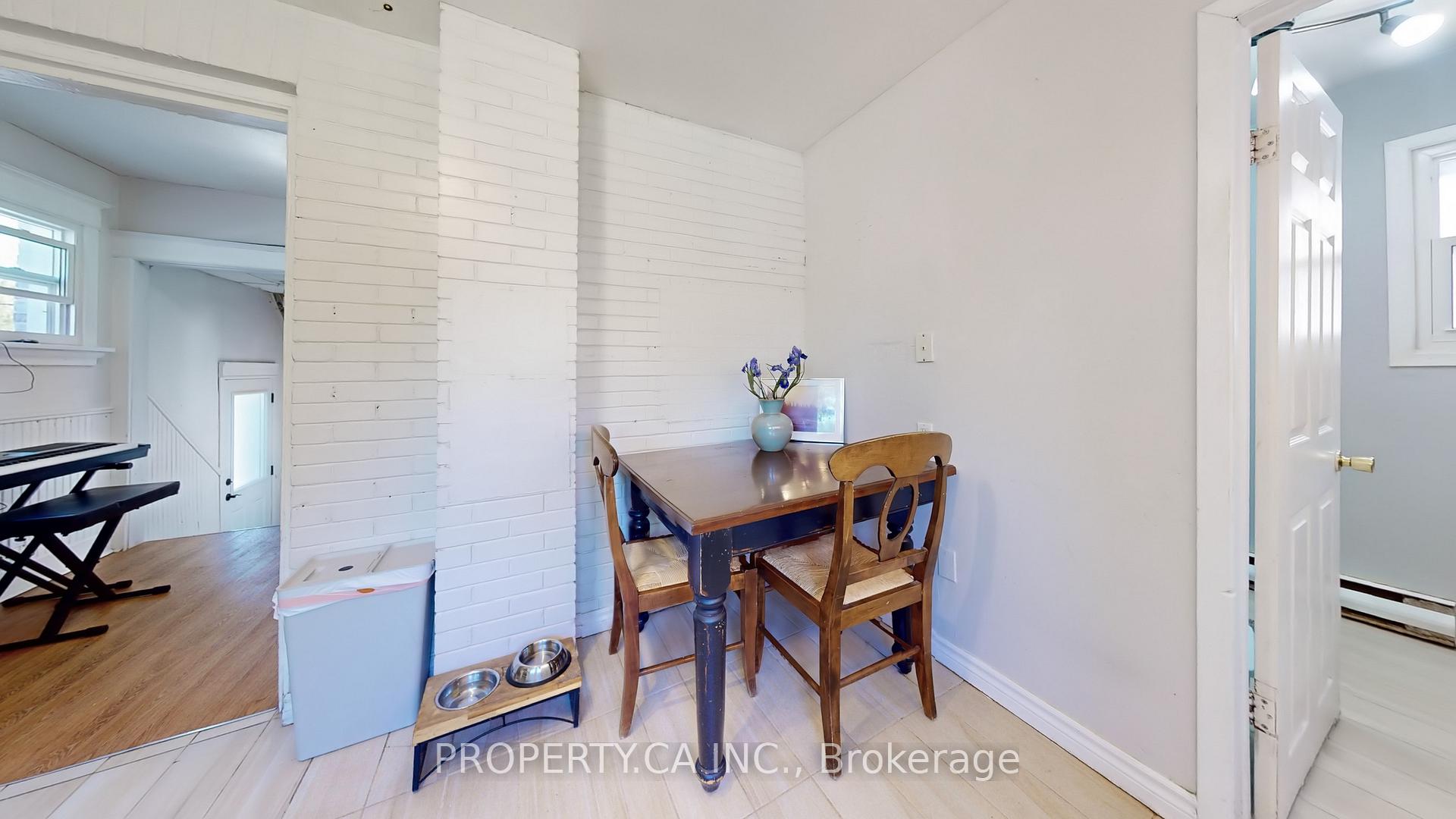 106 Park Road S