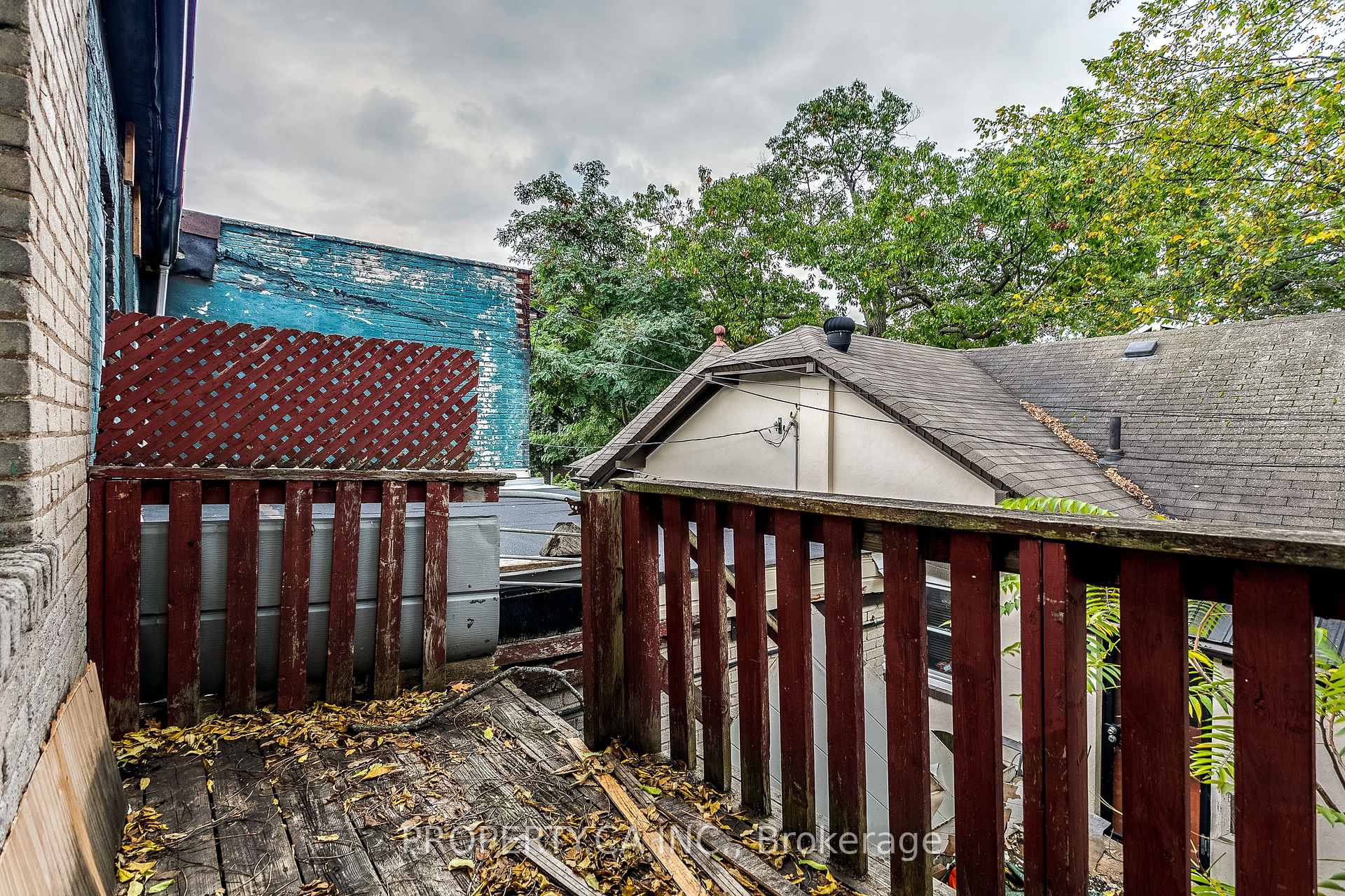1011 Kingston Road 2nd Flr