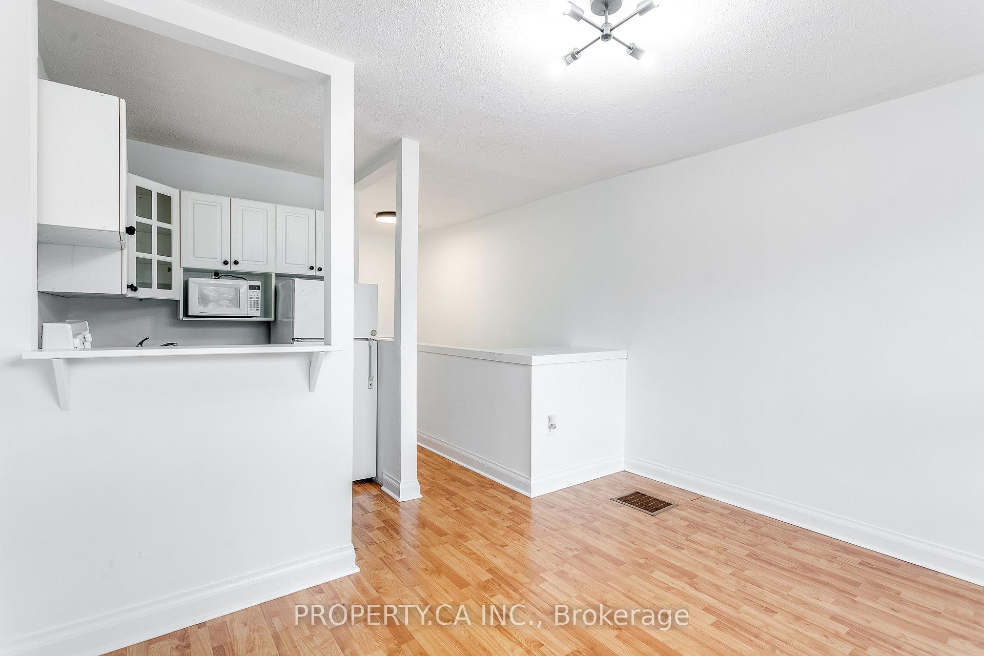 1011 Kingston Road 2nd Flr