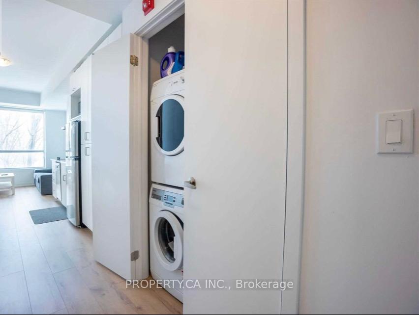 1800 Simcoe Street 304