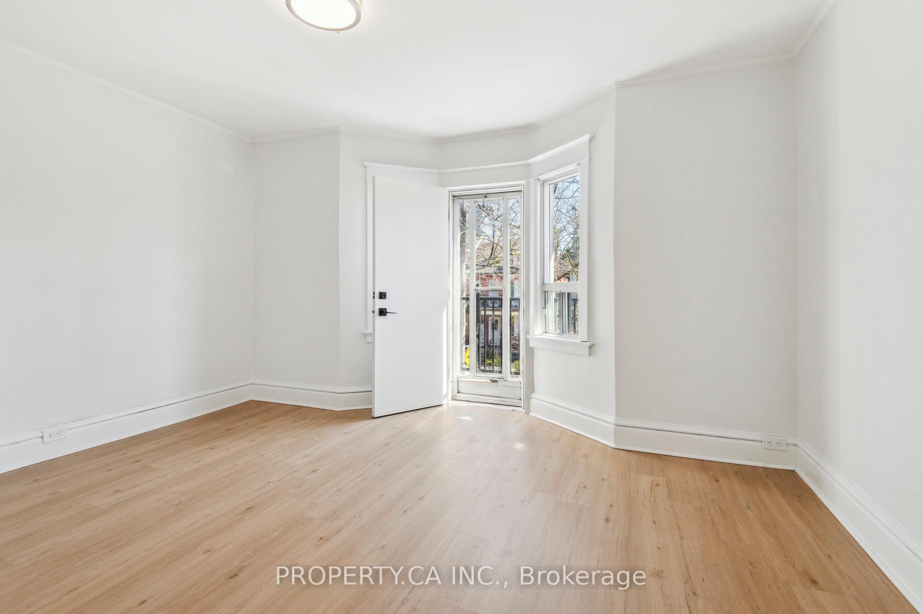 176 Gillard Avenue