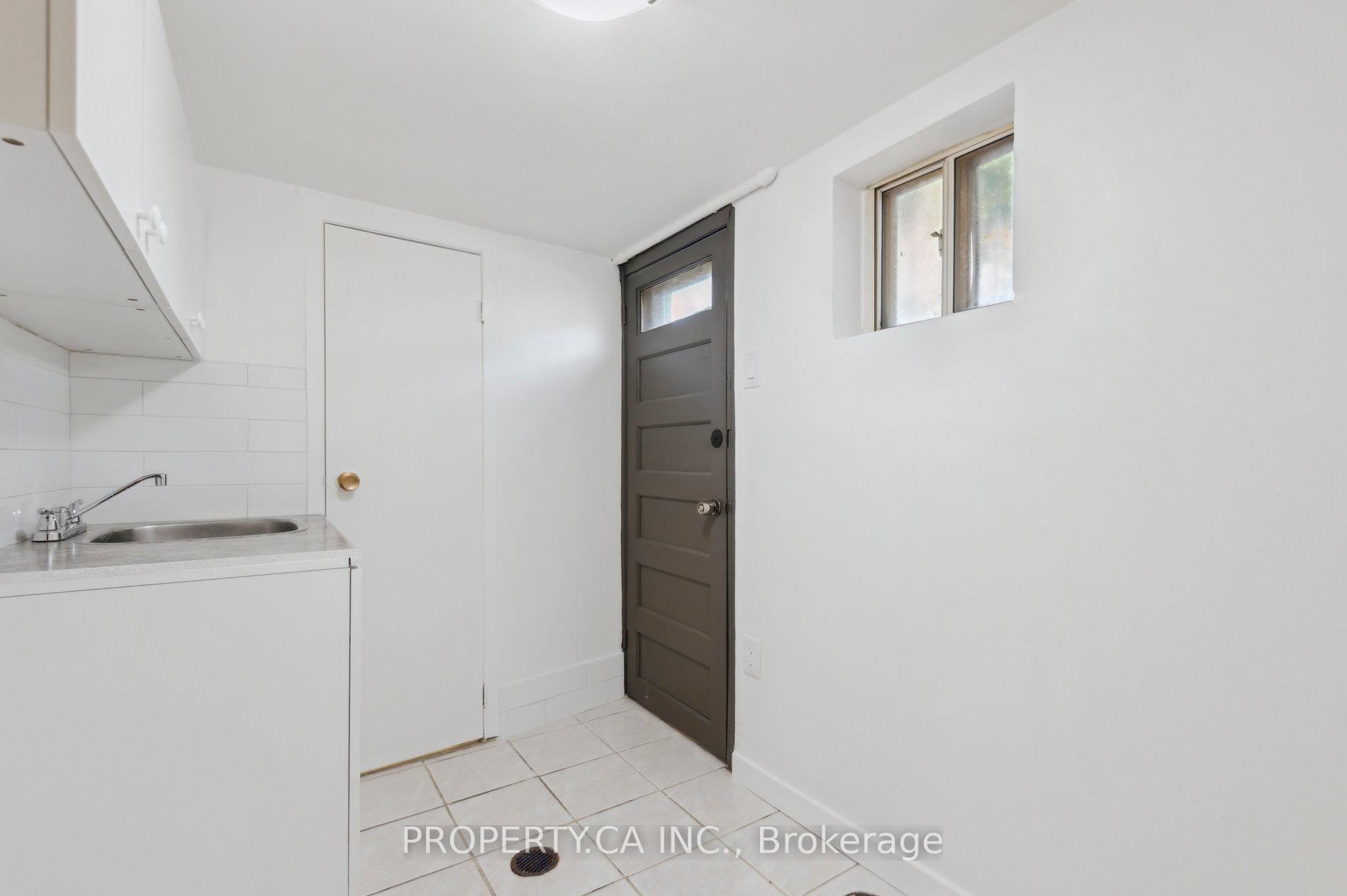 176 Gillard Avenue