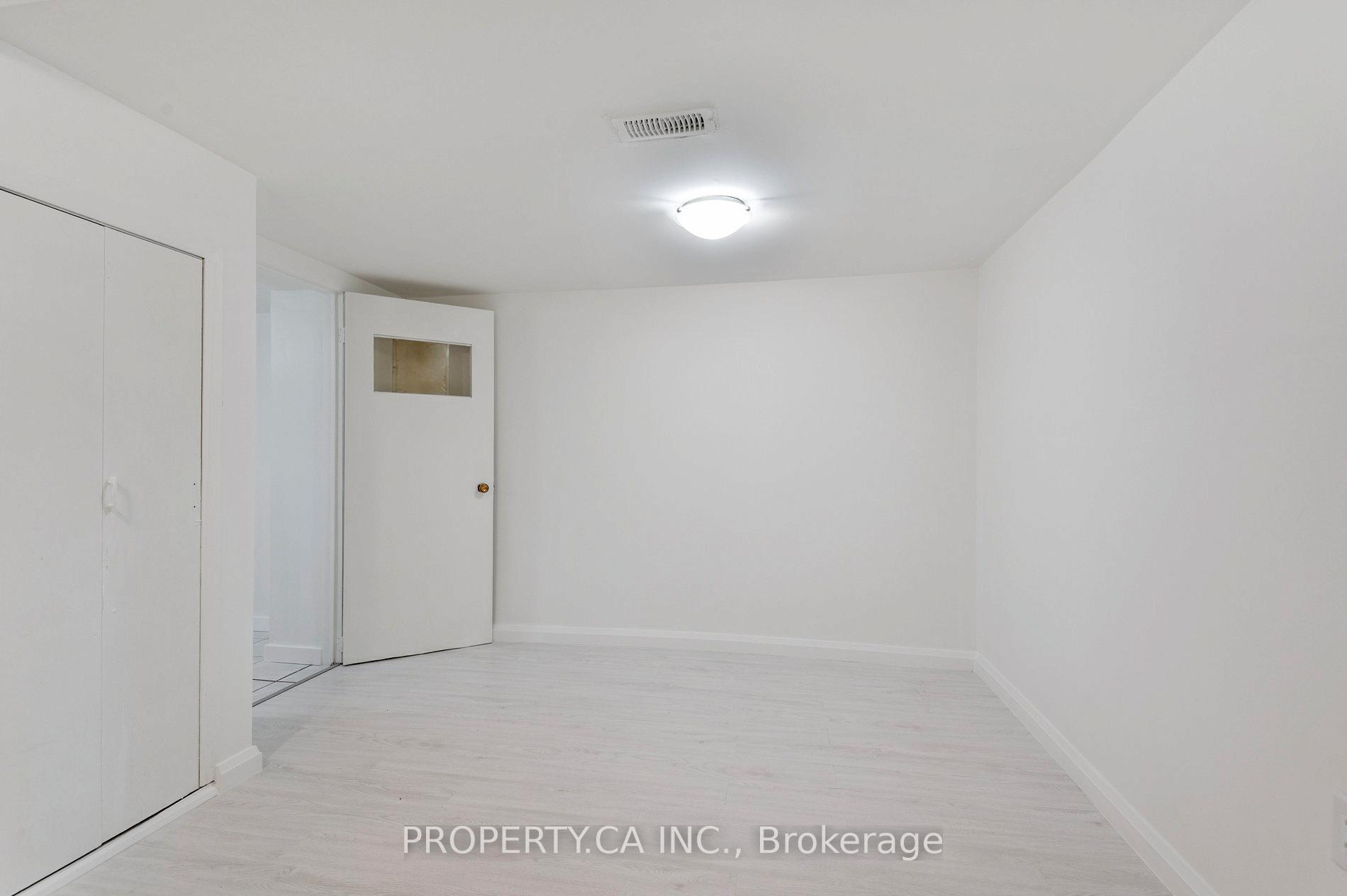 176 Gillard Avenue