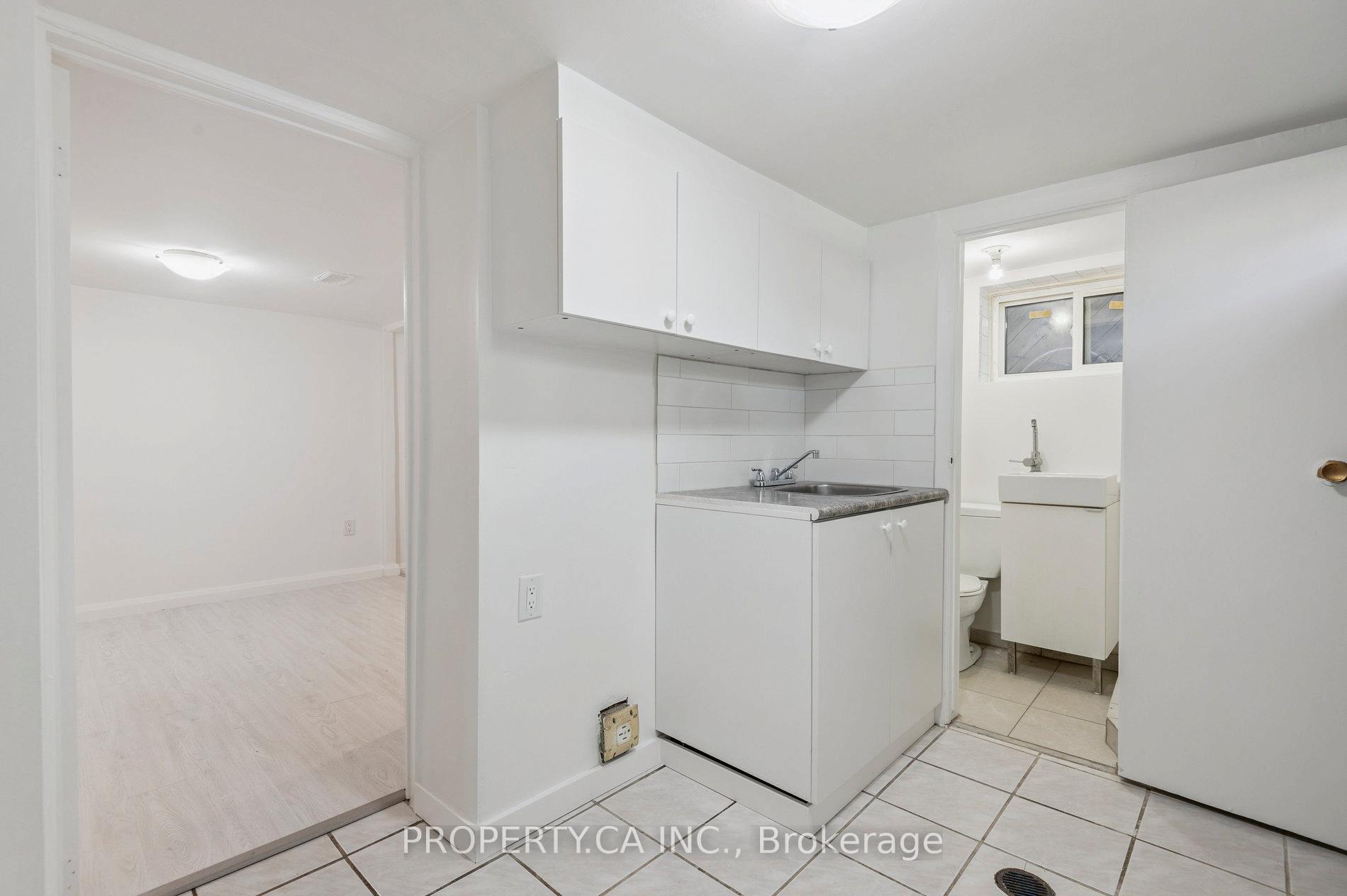 176 Gillard Avenue