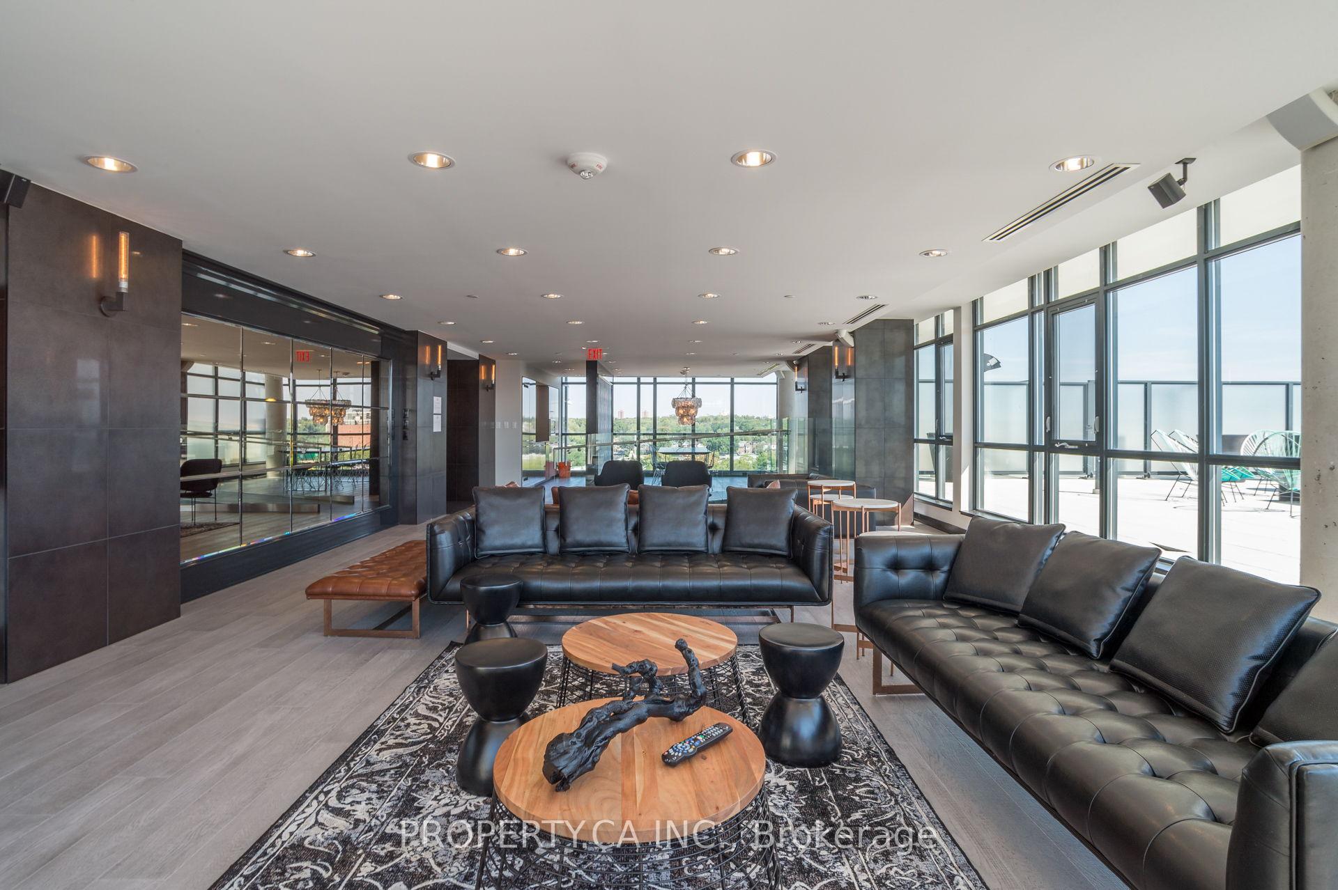 1190 Dundas Street E 305