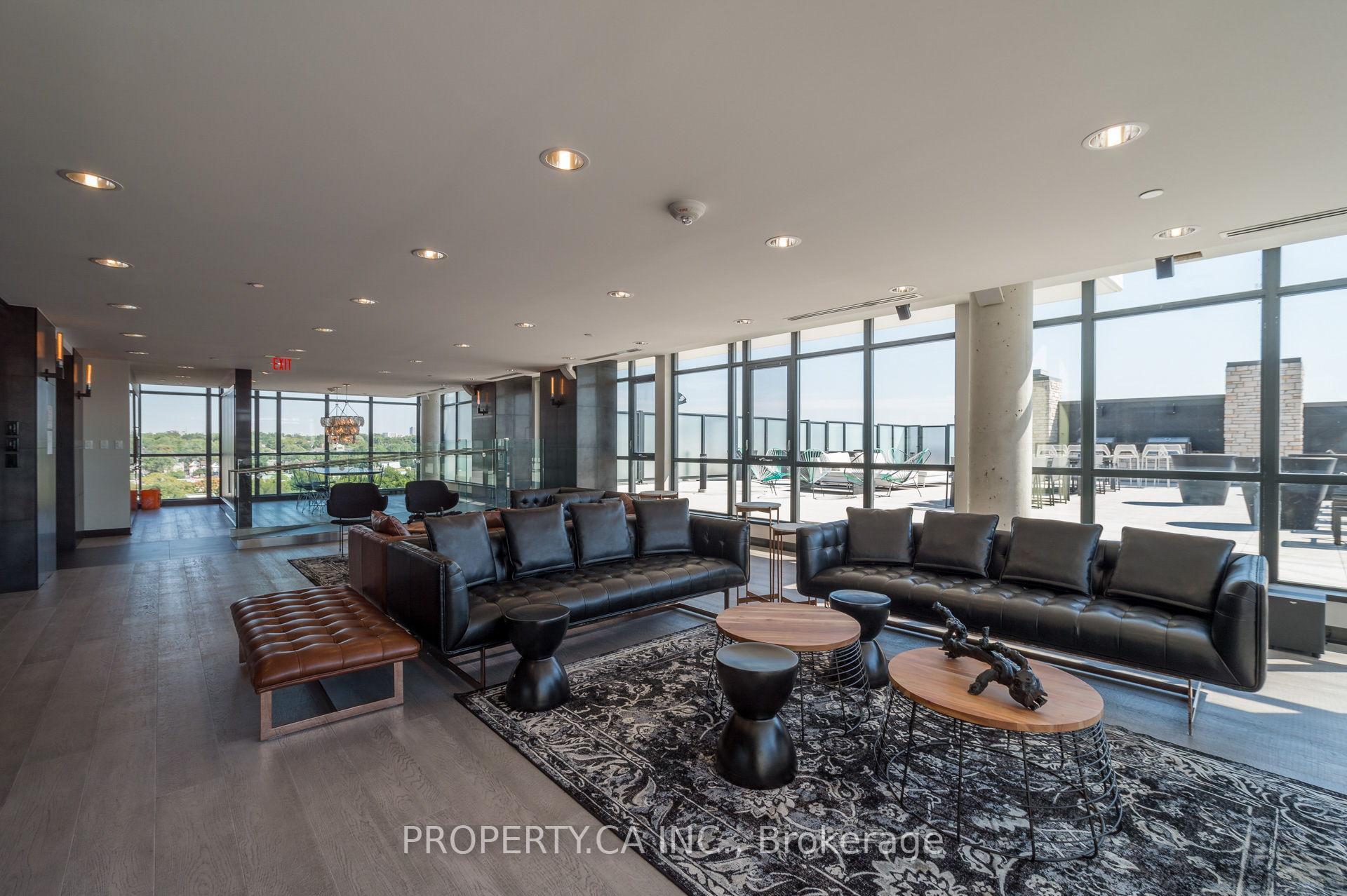 1190 Dundas Street E 305