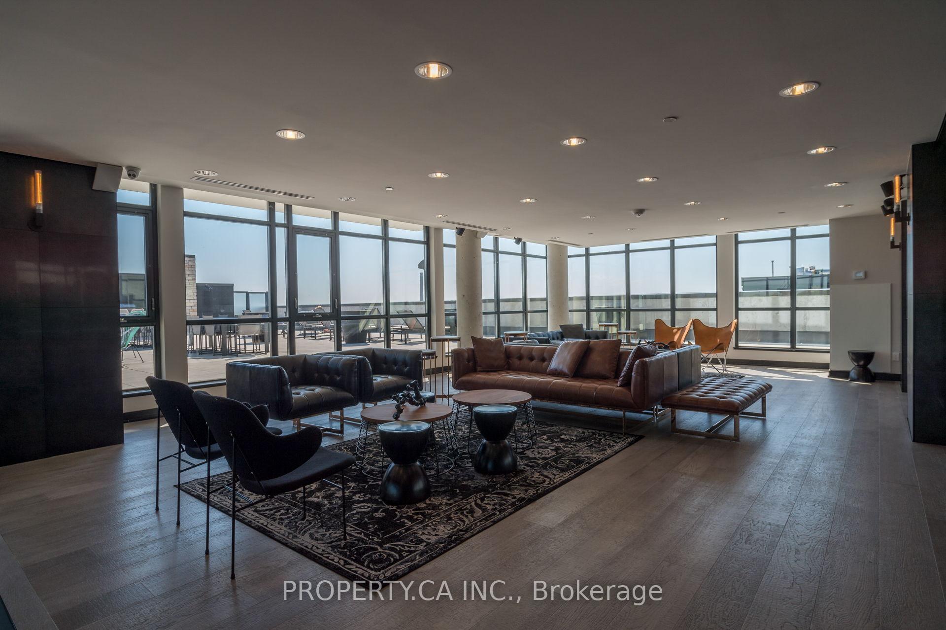 1190 Dundas Street E 305