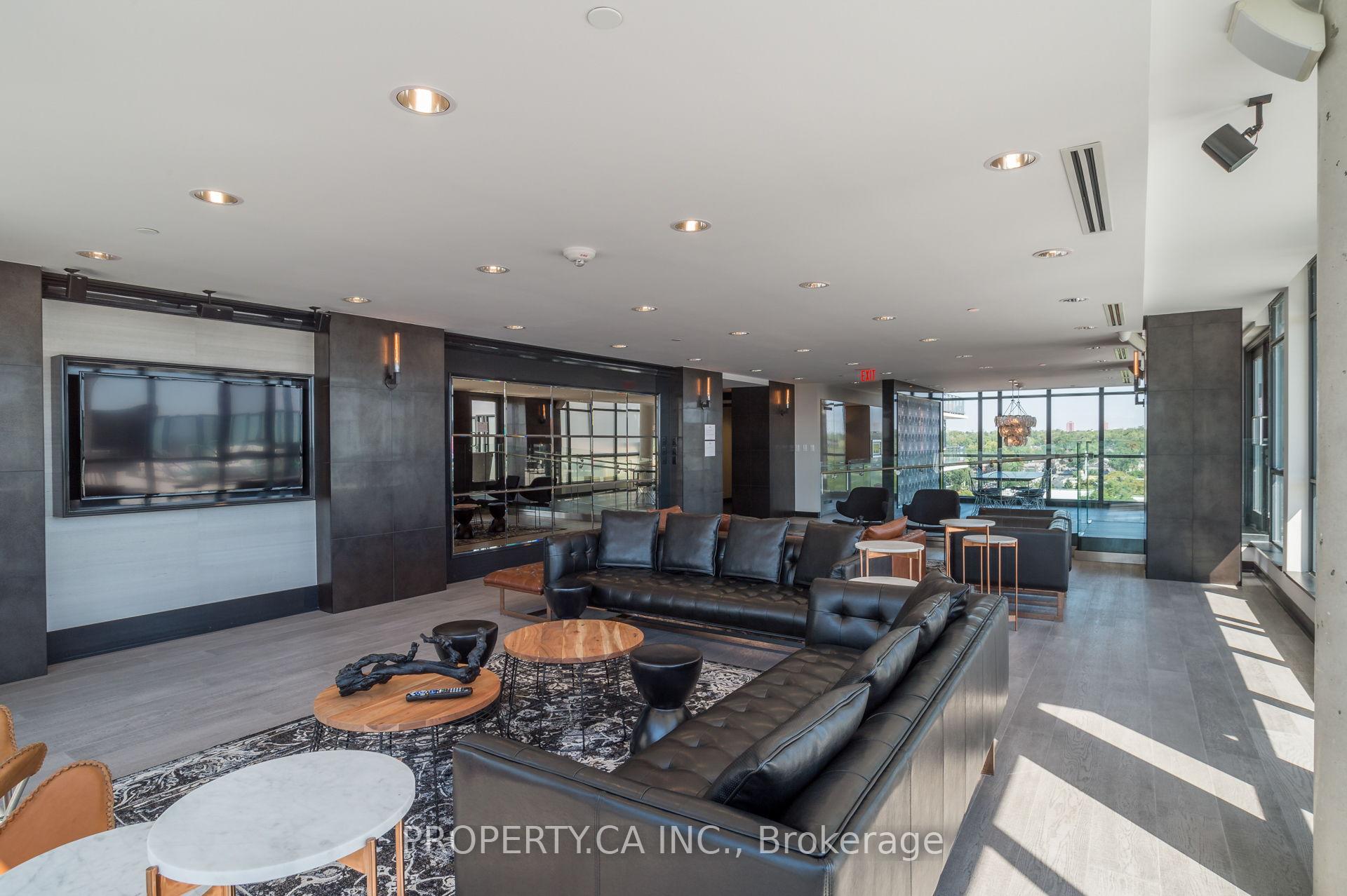 1190 Dundas Street E 305