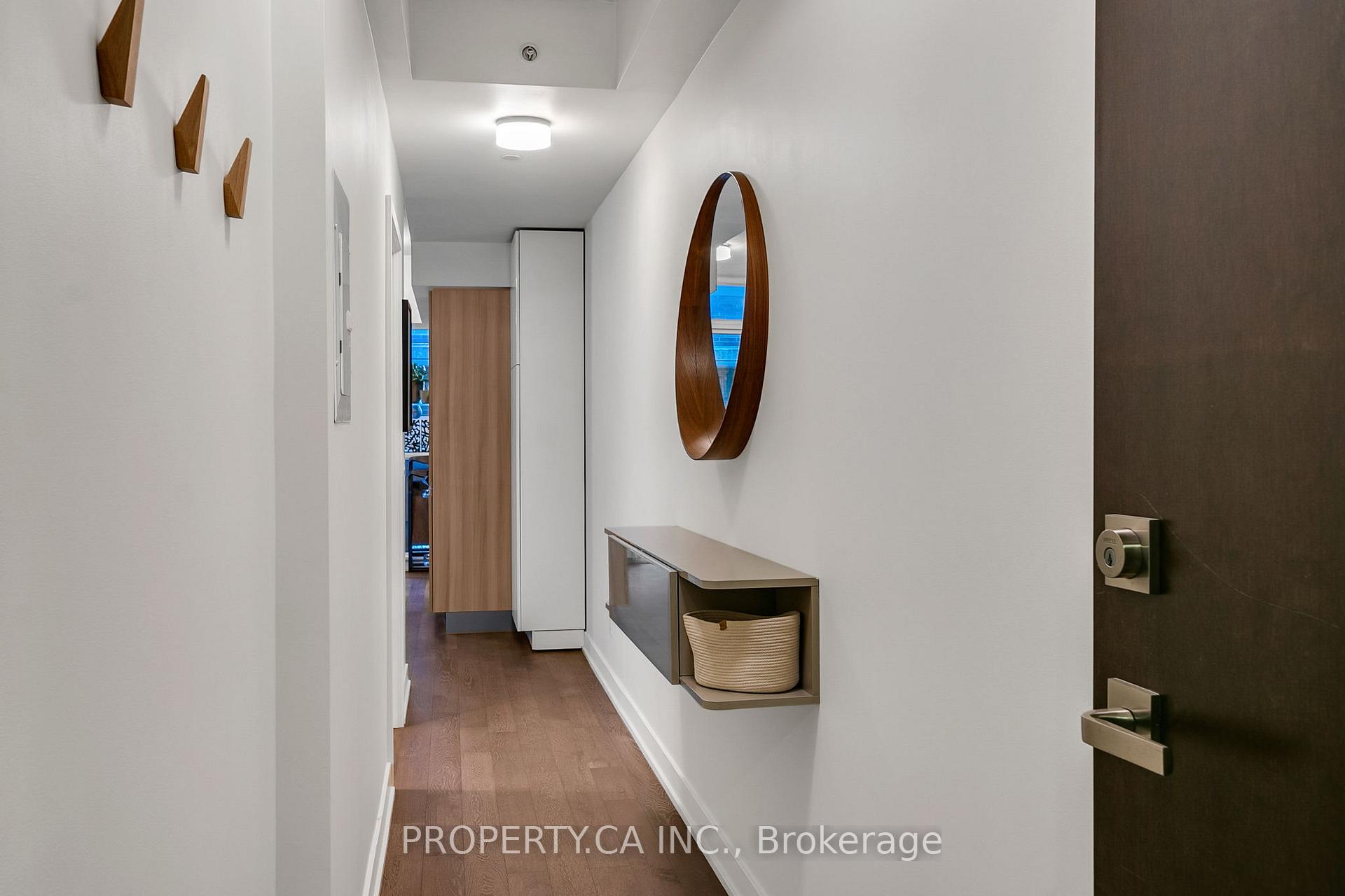 1190 Dundas Street E 305