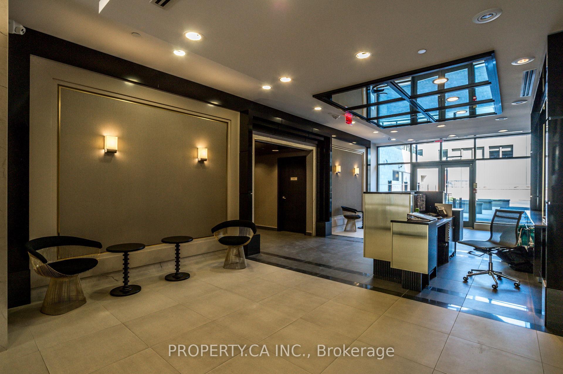 1190 Dundas Street E 305