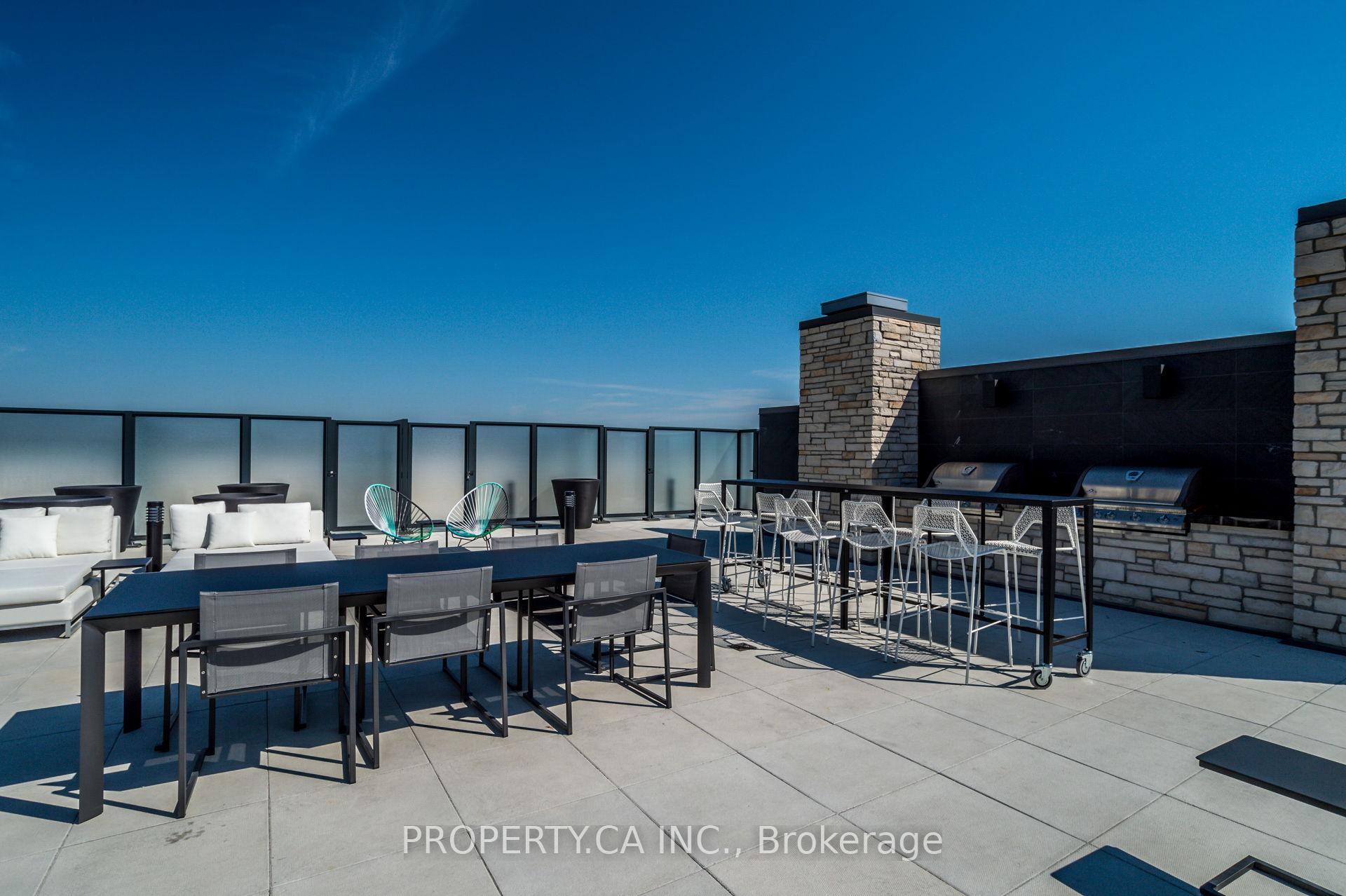 1190 Dundas Street E 305