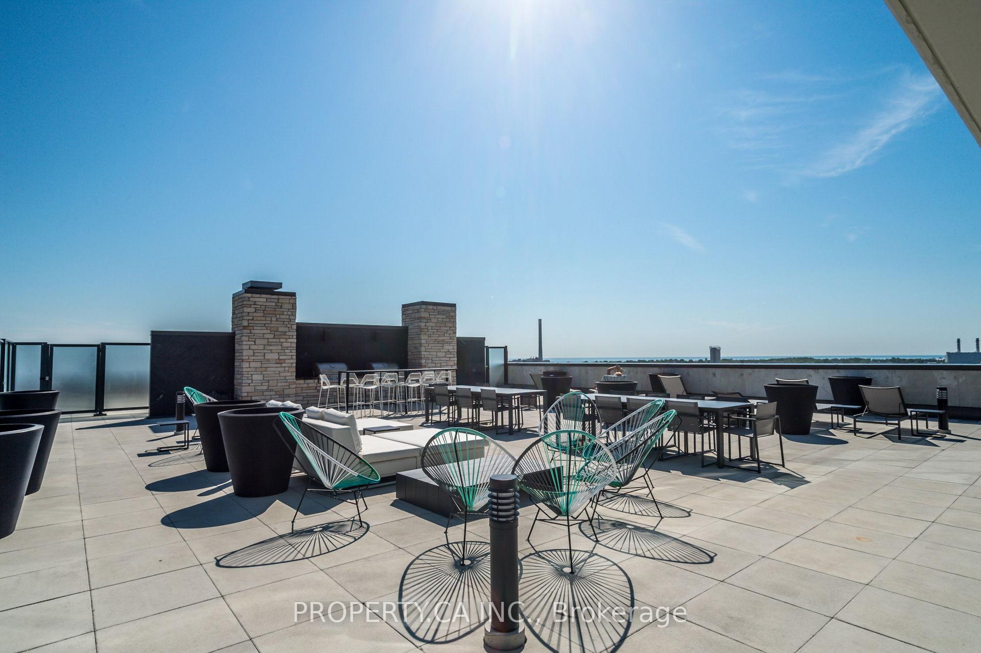 1190 Dundas Street E 305