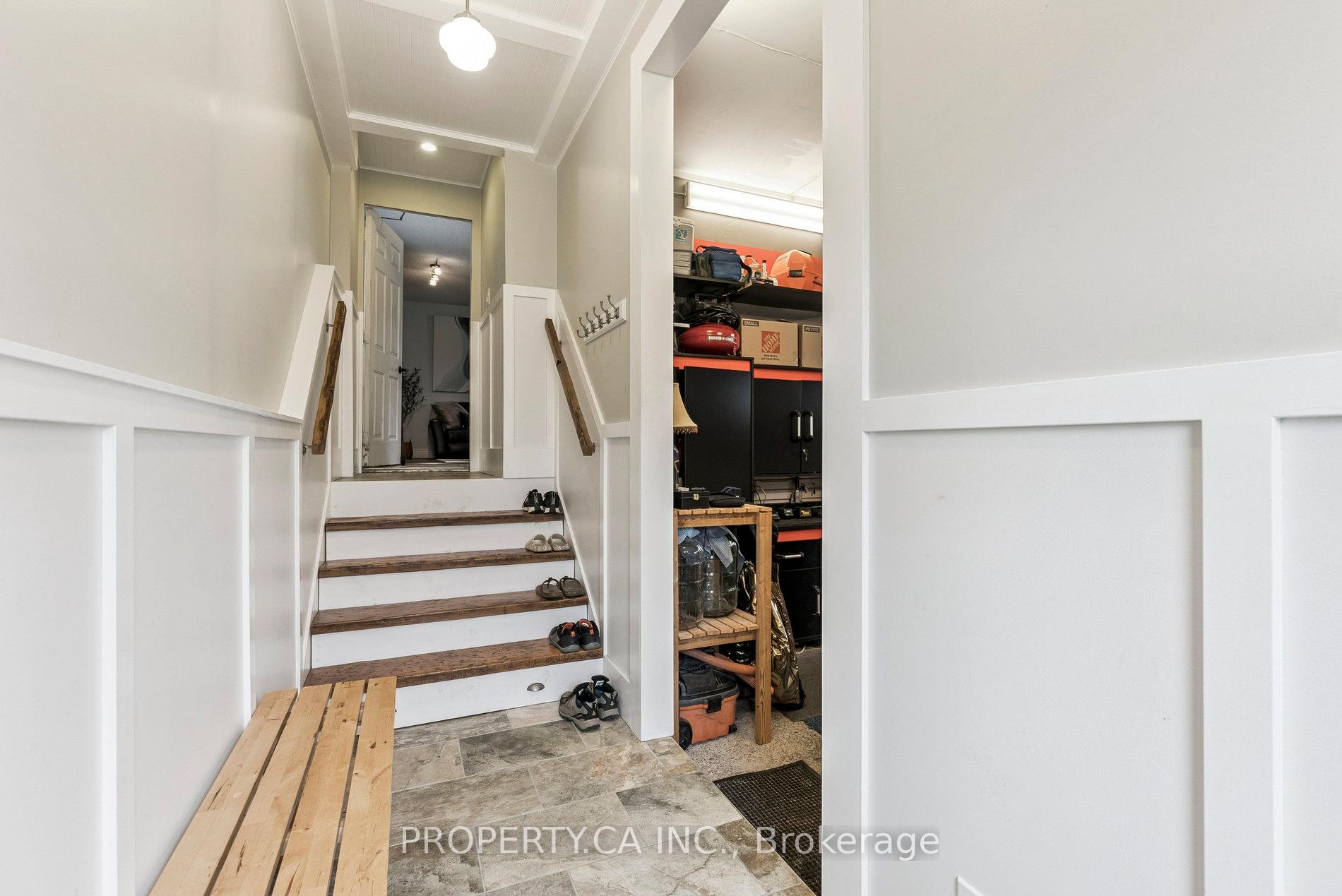 1628 Woodbine Heights Boulevard, Toronto E03