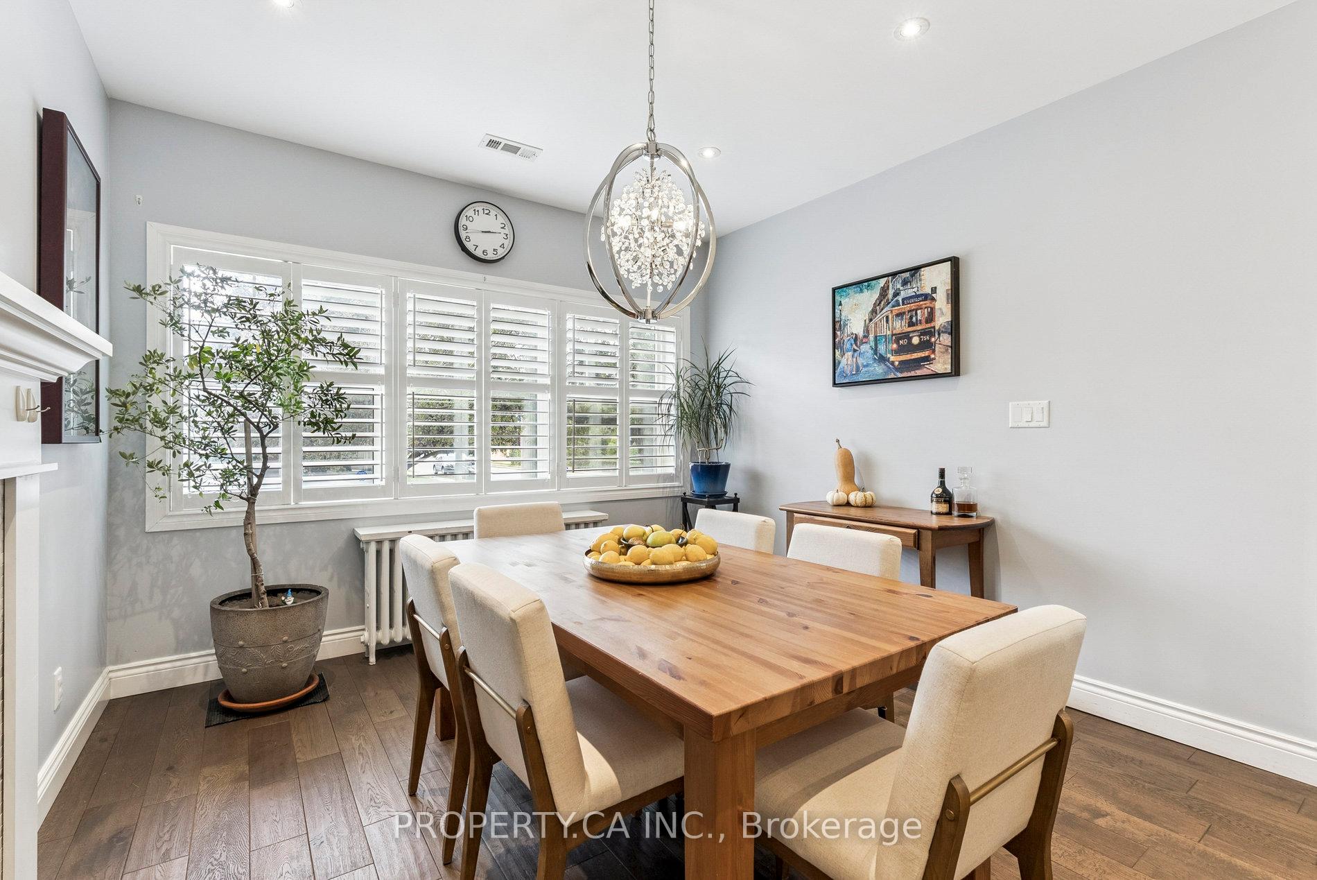 1628 Woodbine Heights Boulevard, Toronto E03