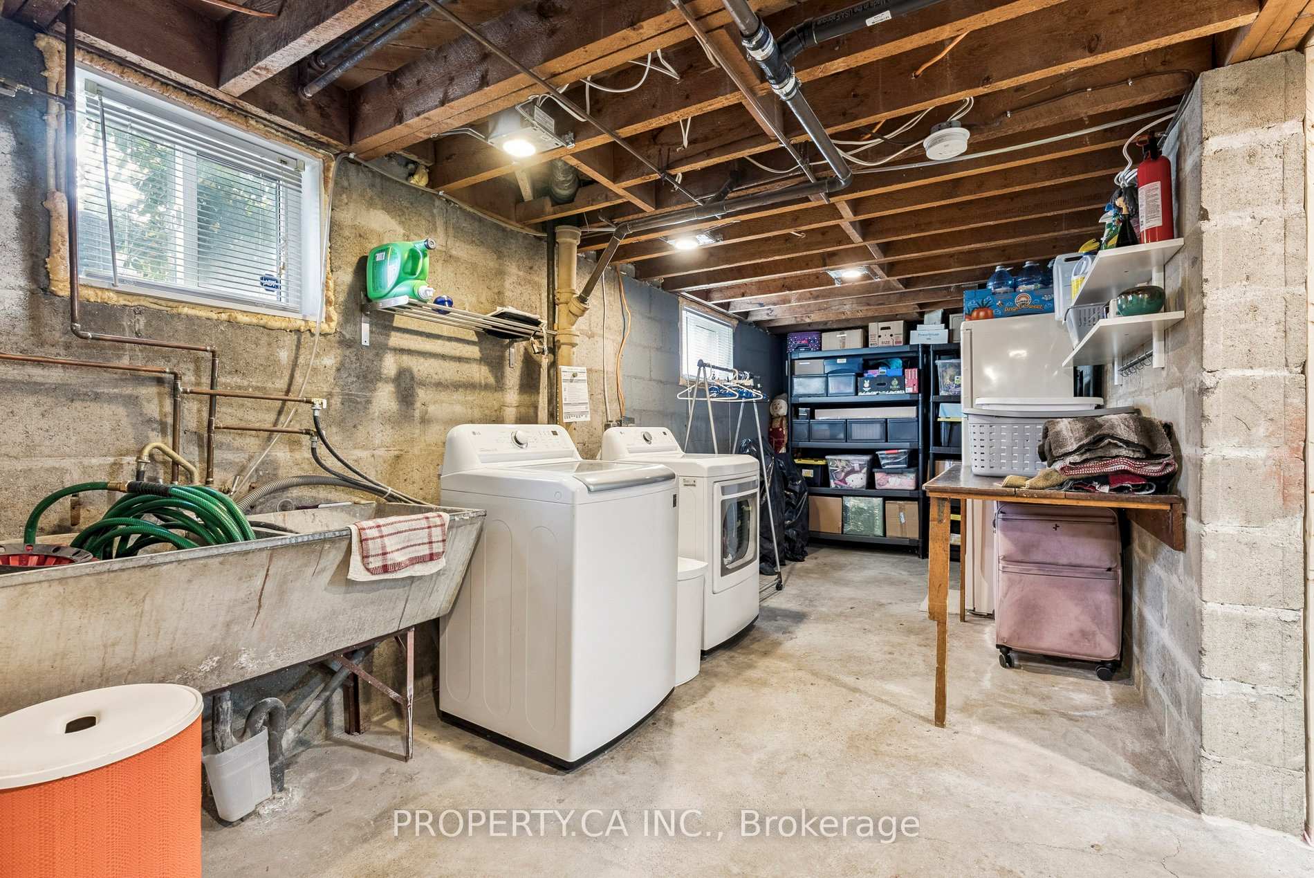 1628 Woodbine Heights Boulevard, Toronto E03