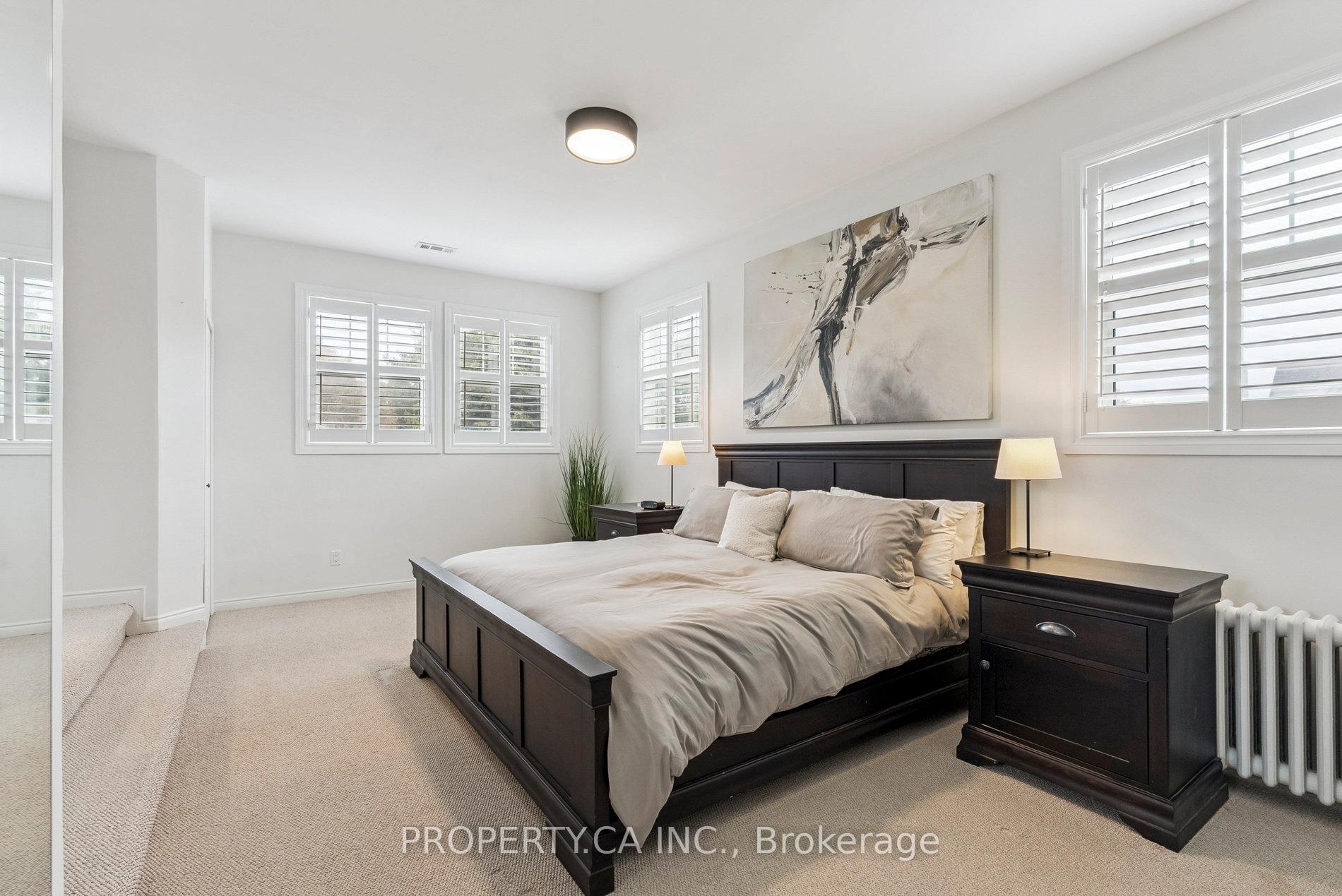 1628 Woodbine Heights Boulevard, Toronto E03