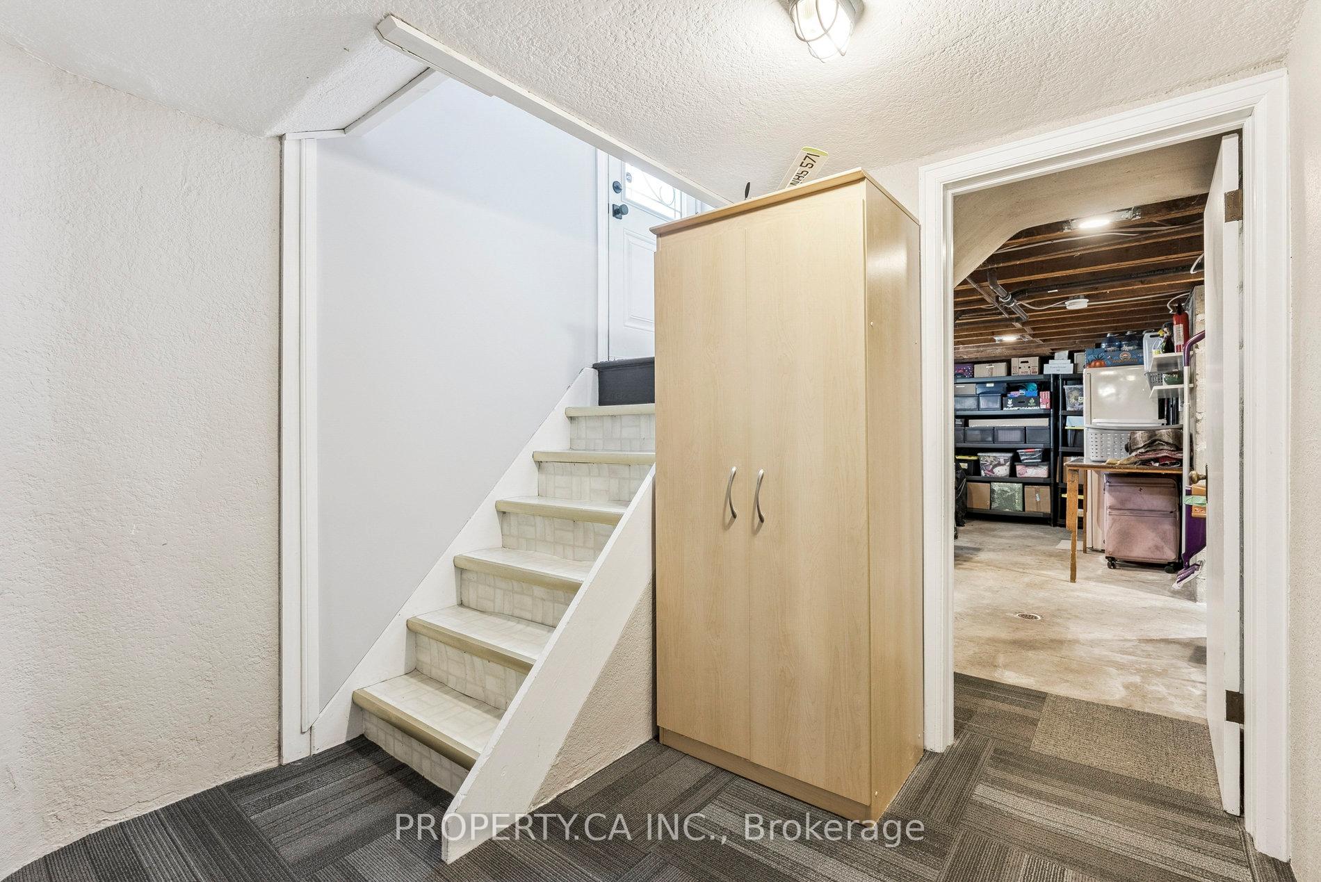 1628 Woodbine Heights Boulevard, Toronto E03
