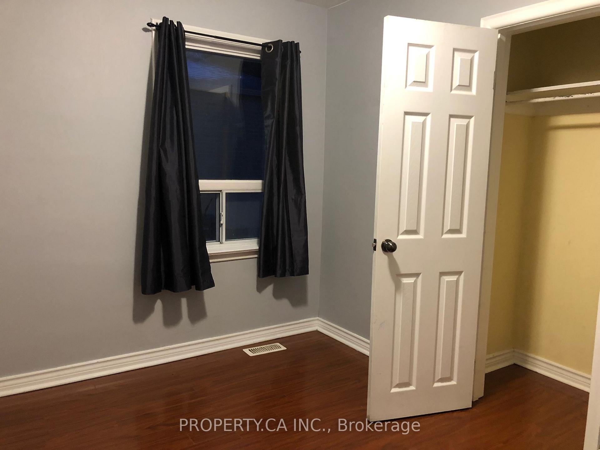 115 Darlingside Drive Upper