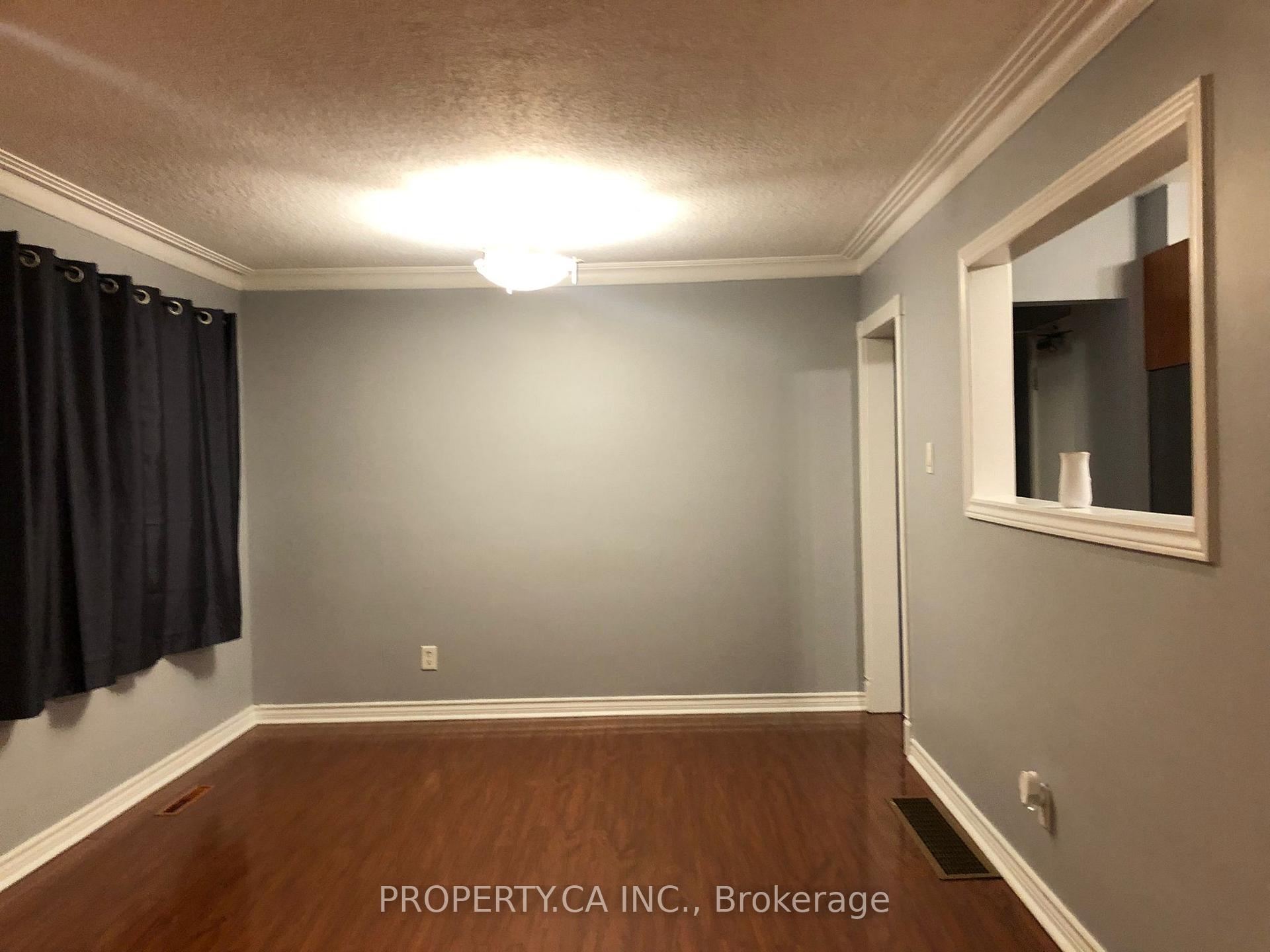 115 Darlingside Drive Upper