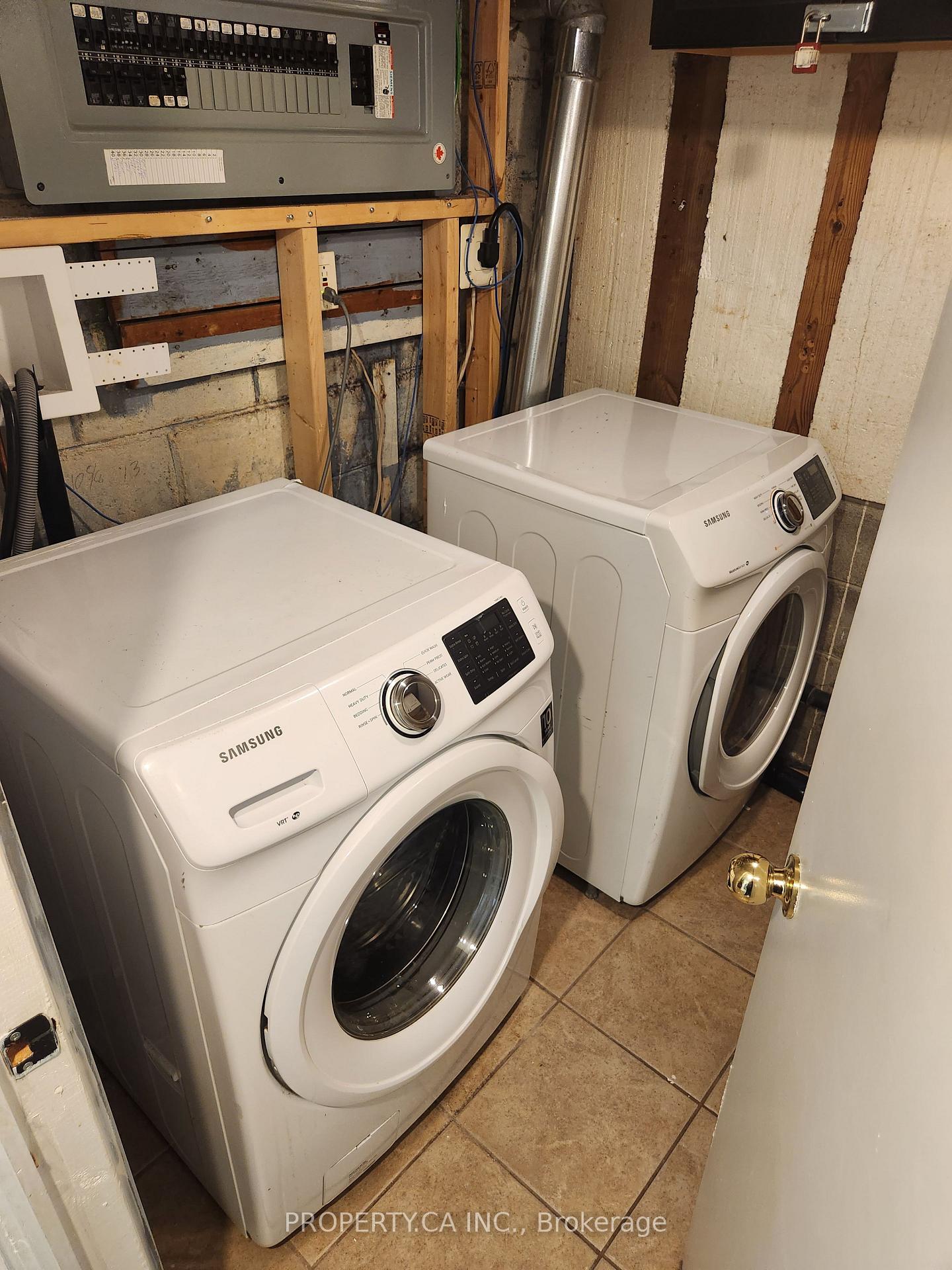 115 Darlingside Drive Upper