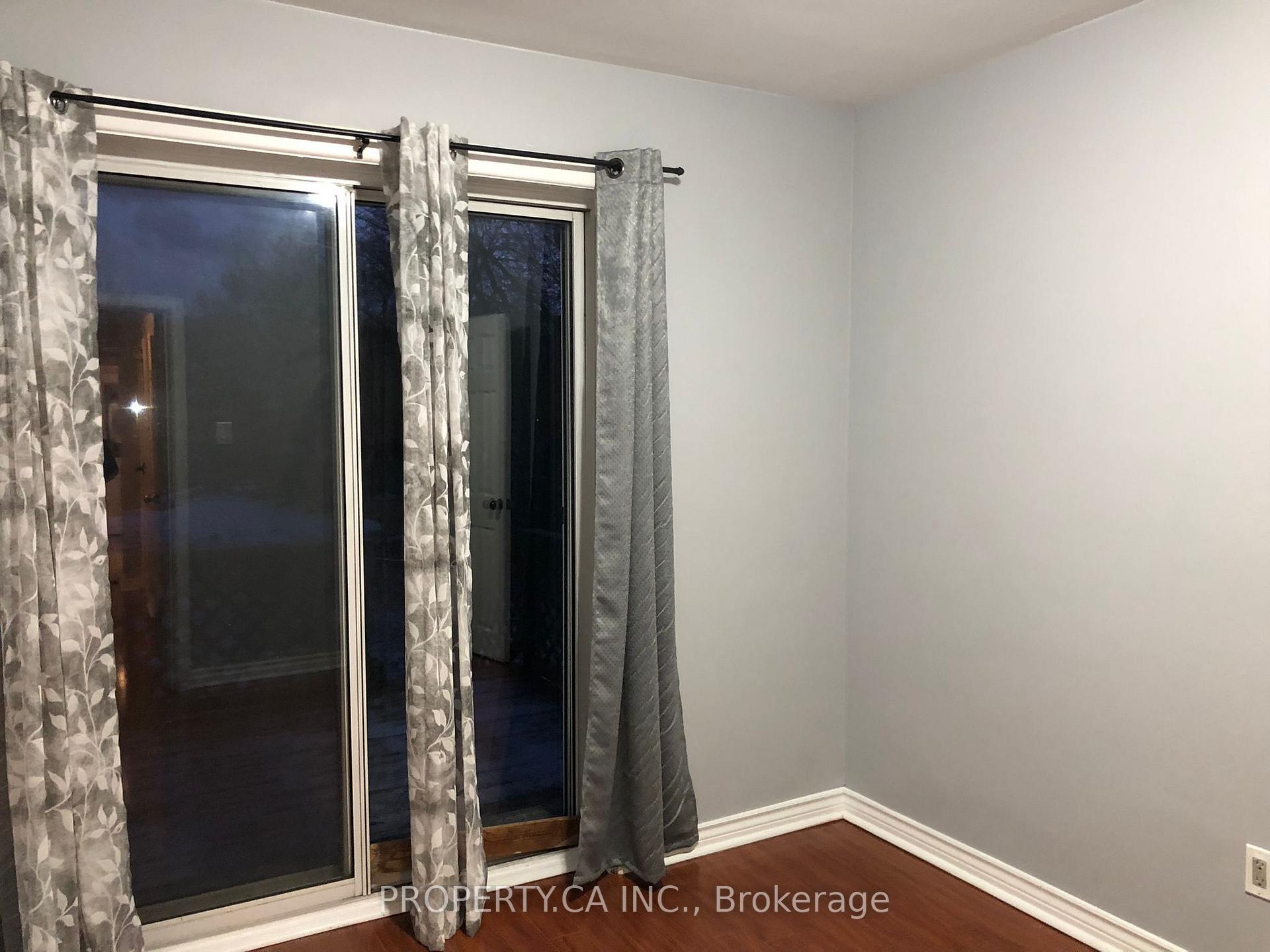 115 Darlingside Drive Upper