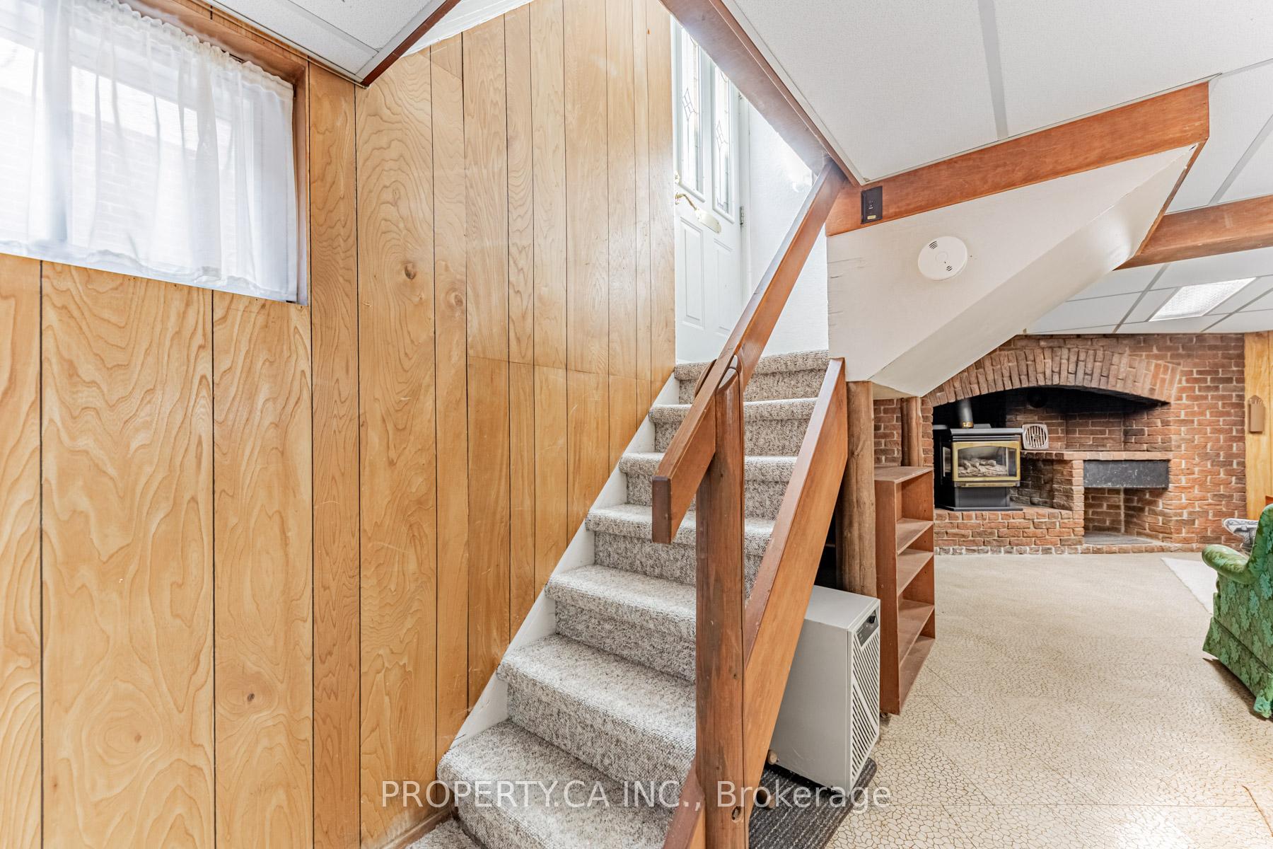 82 Cedarcrest Boulevard