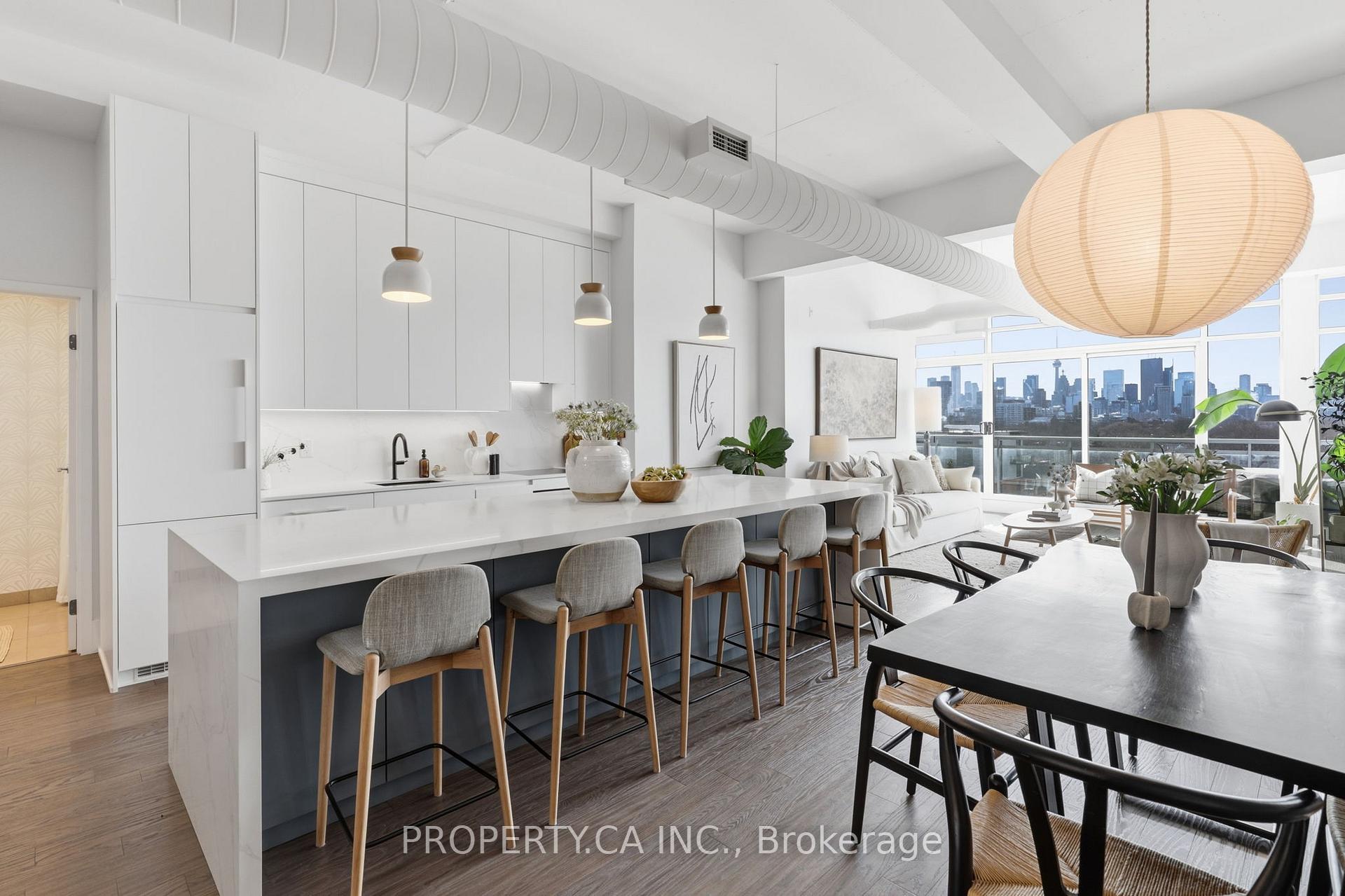 233 Carlaw Avenue 804