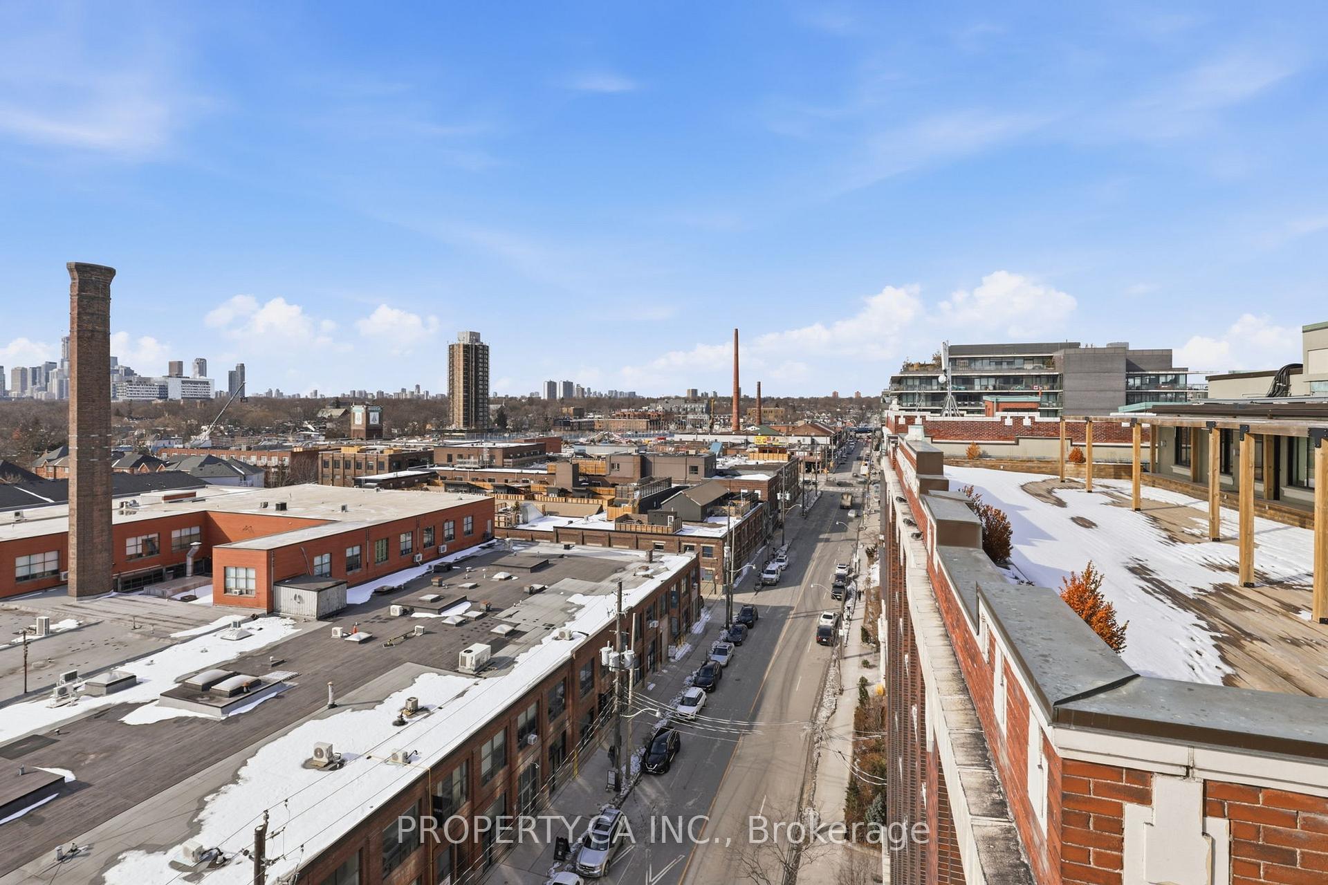 233 Carlaw Avenue 804