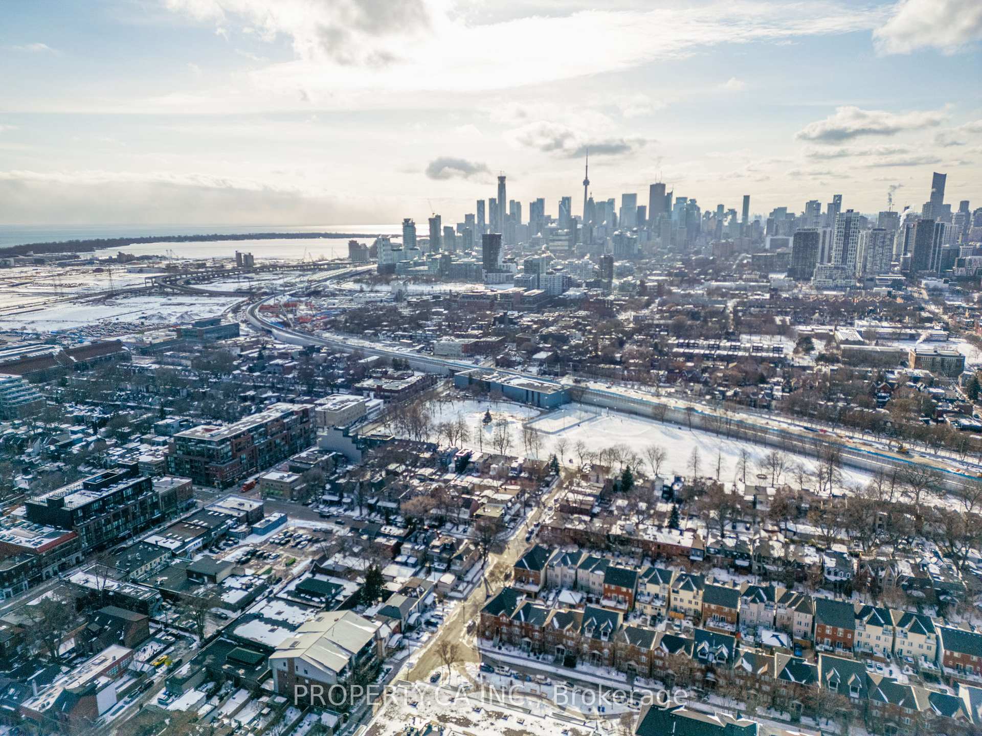 233 Carlaw Avenue 804