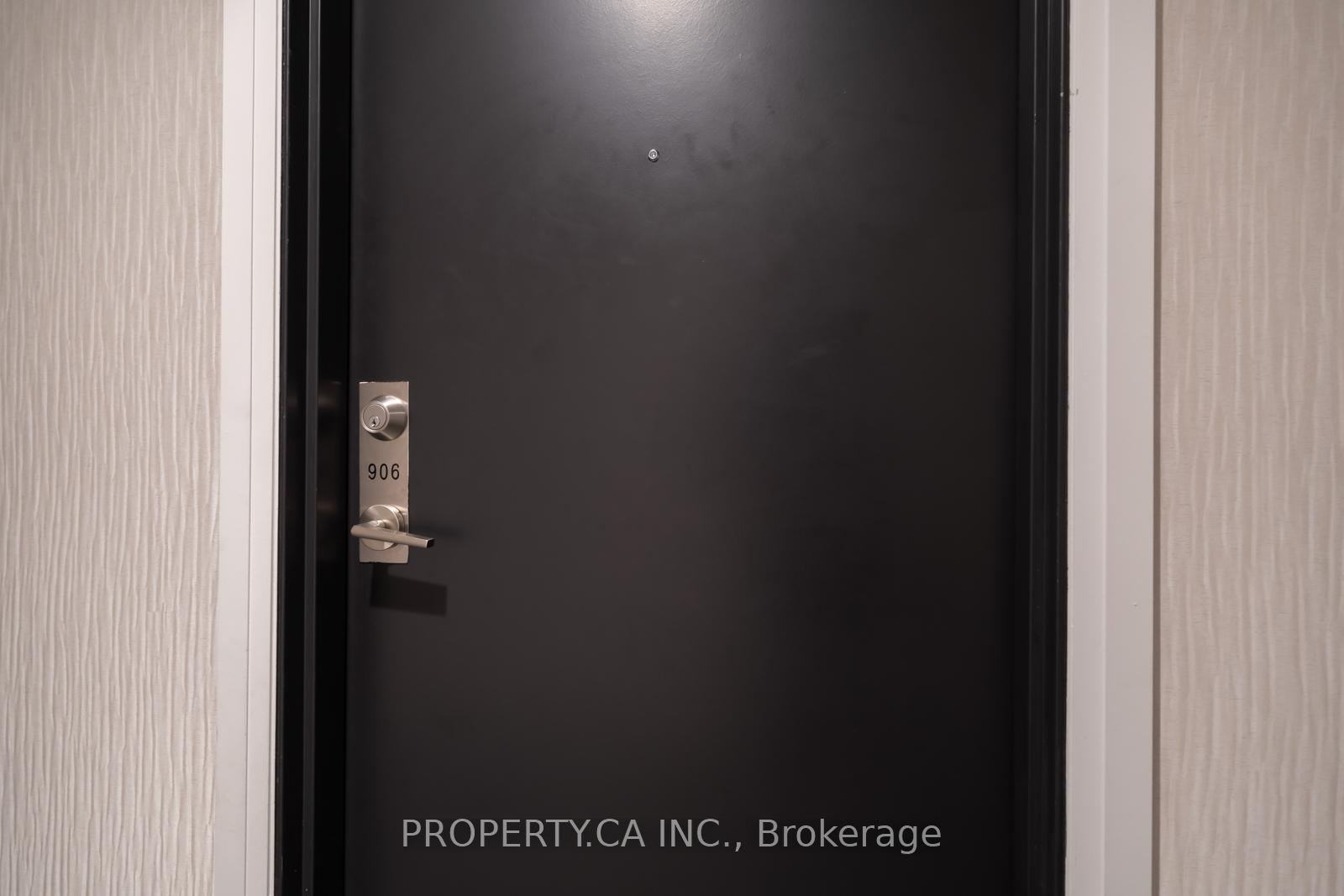 2150 Lawrence Avenue E 906