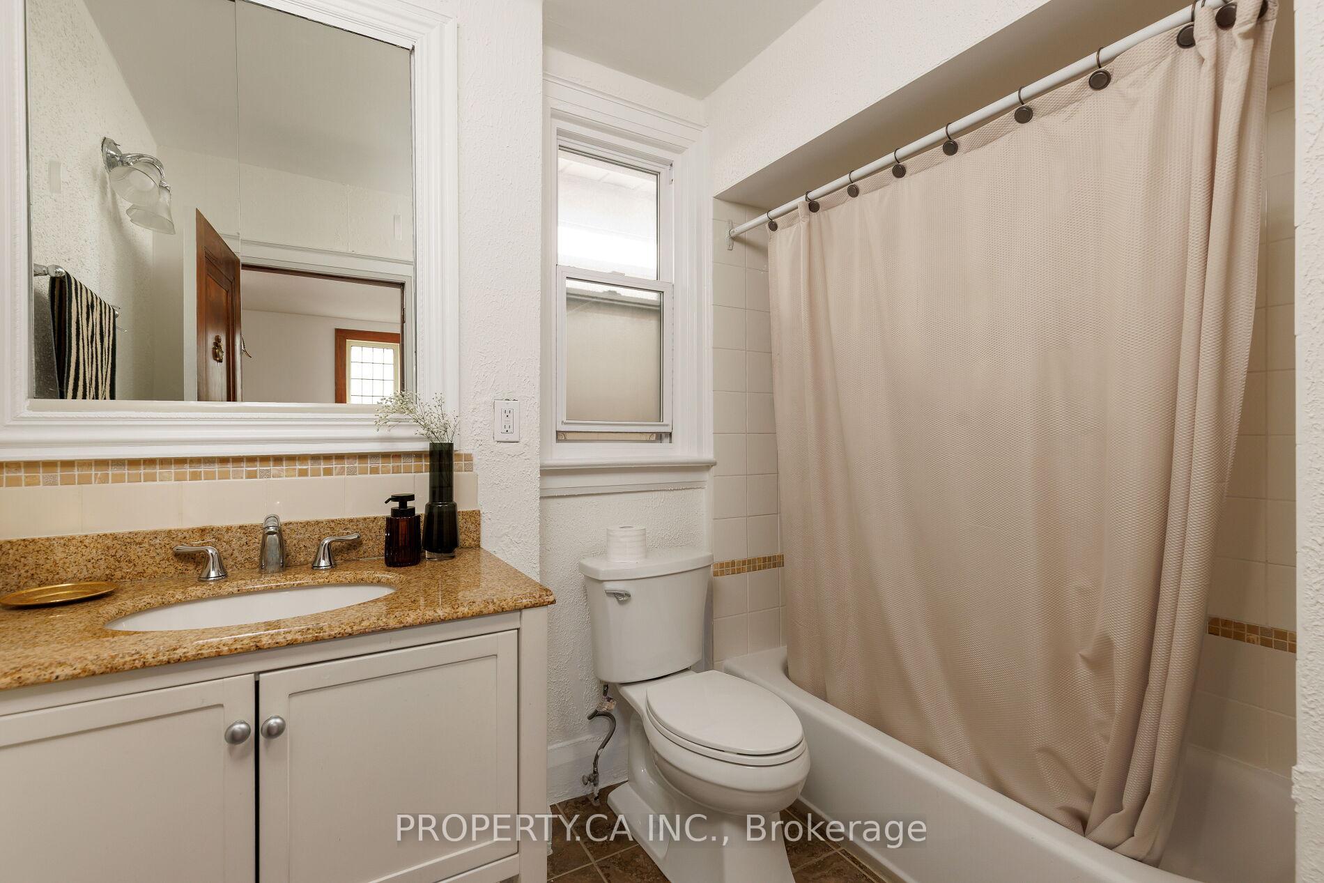 313 Monarch Park Avenue