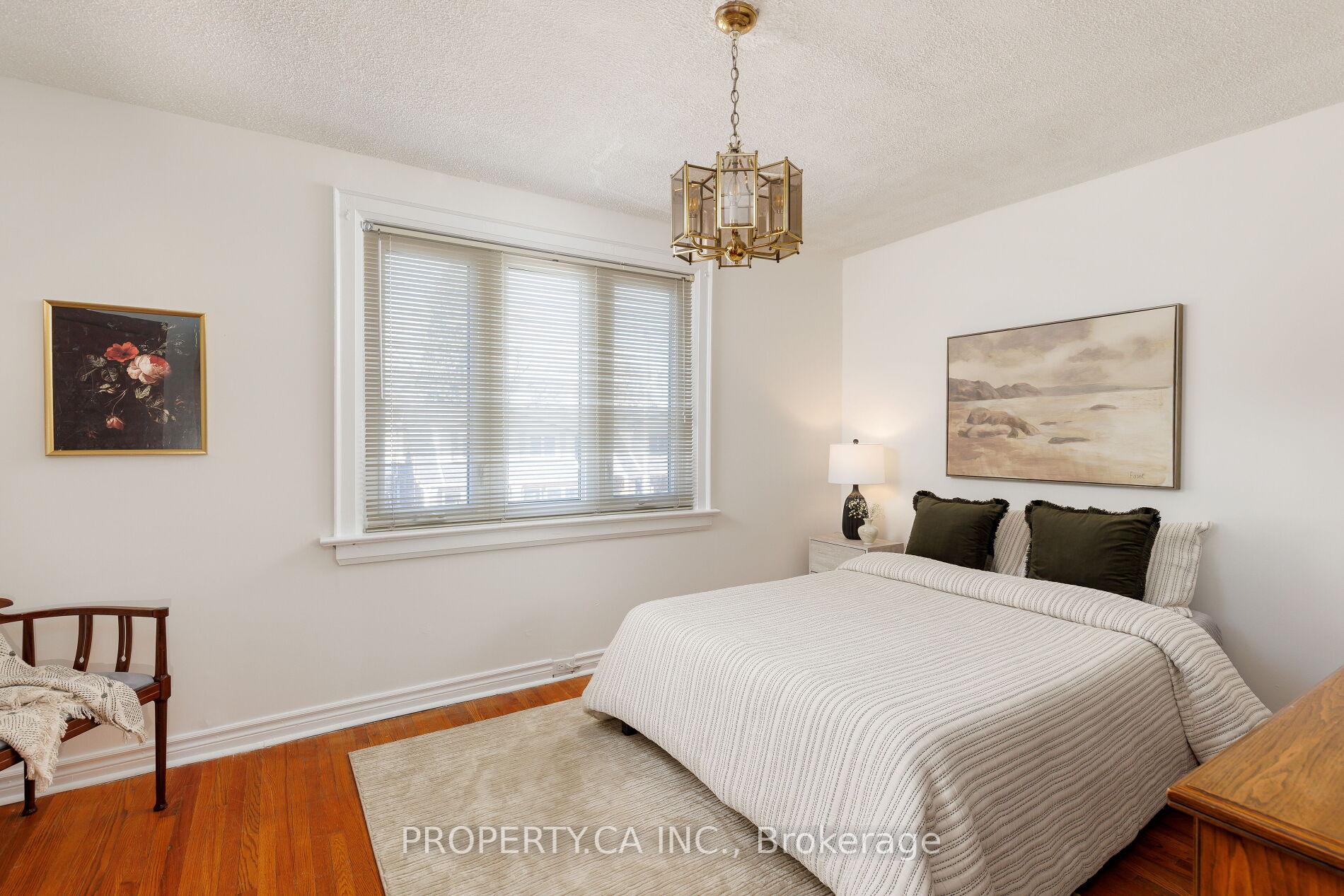 313 Monarch Park Avenue