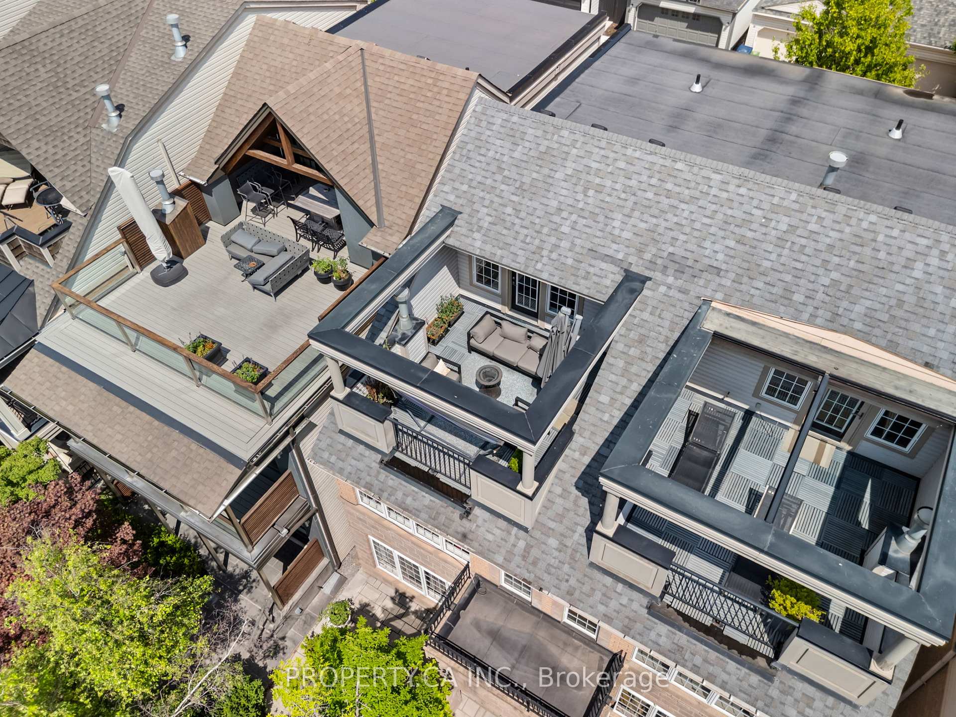 55 Northern Dancer Boulevard