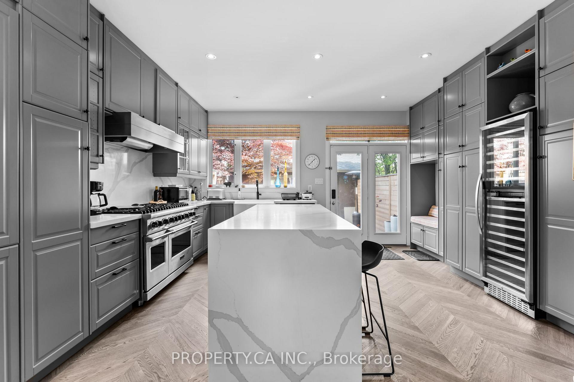 55 Northern Dancer Boulevard