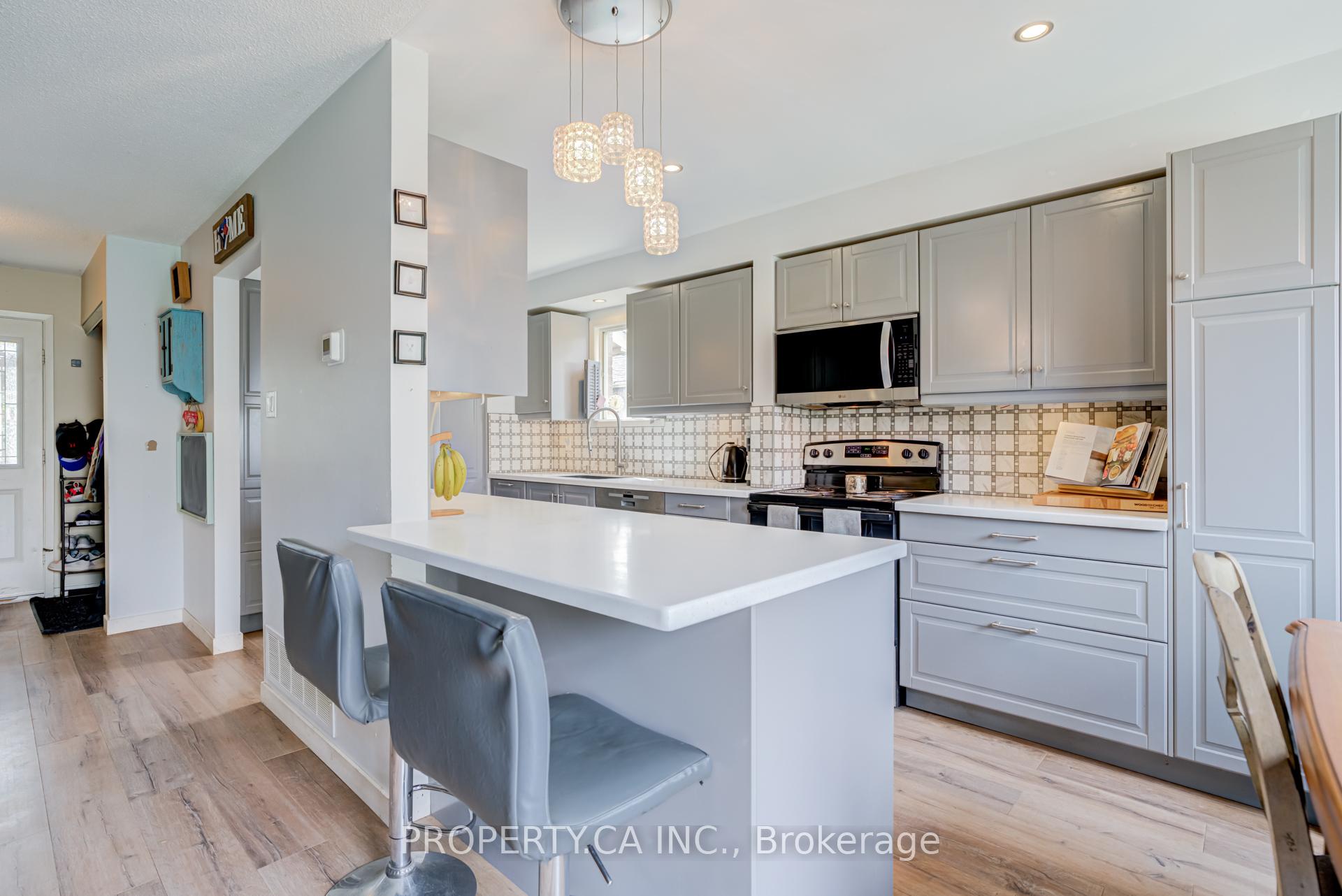 6 Hendley Drive