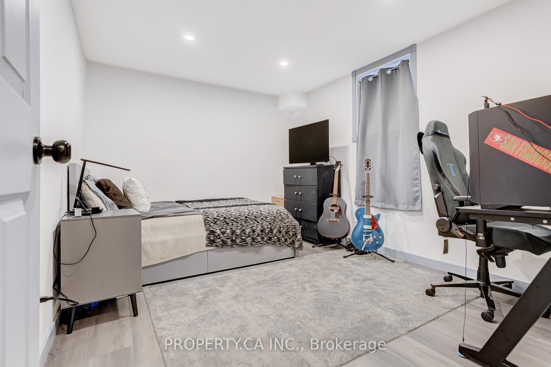 6 Hendley Drive