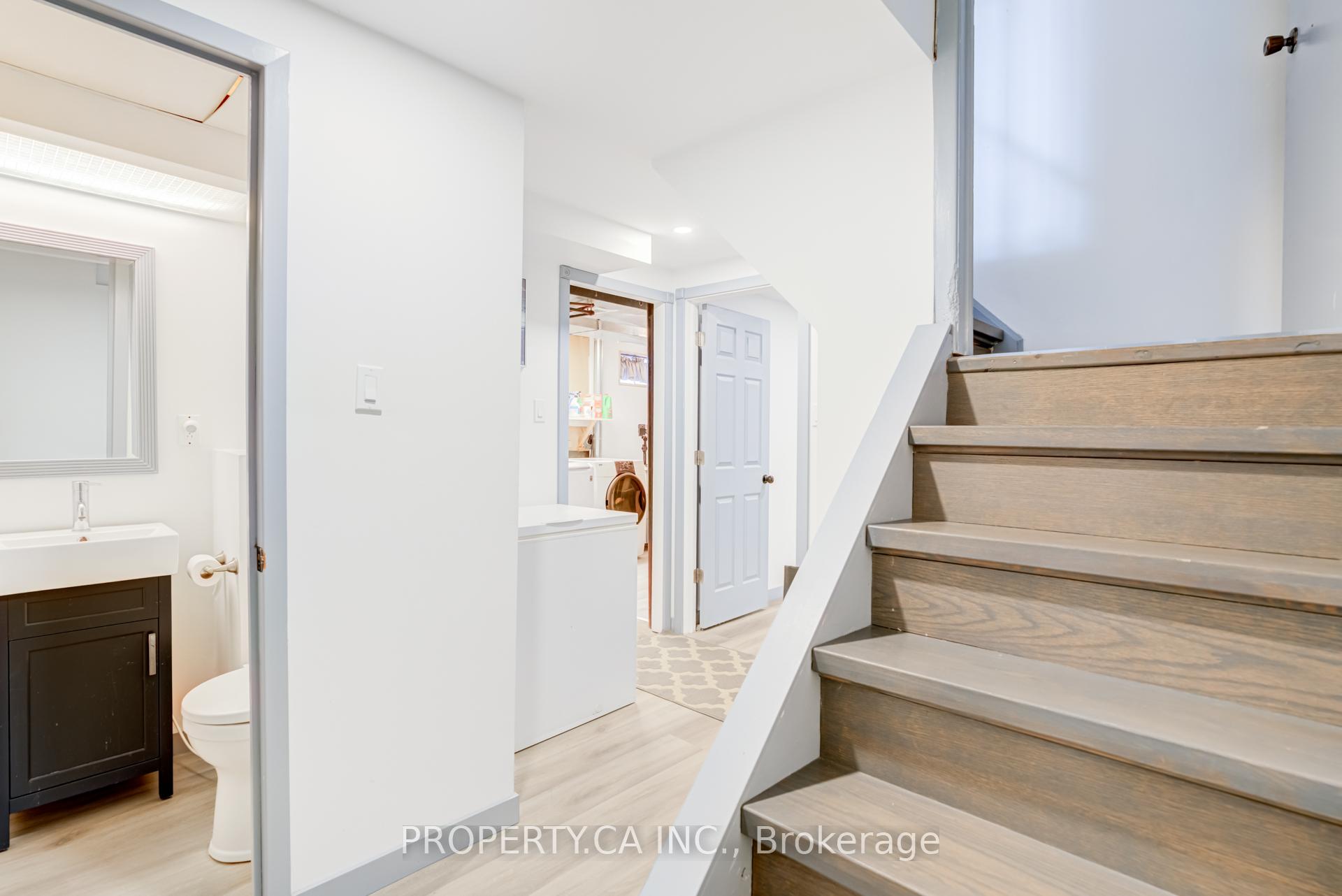 6 Hendley Drive