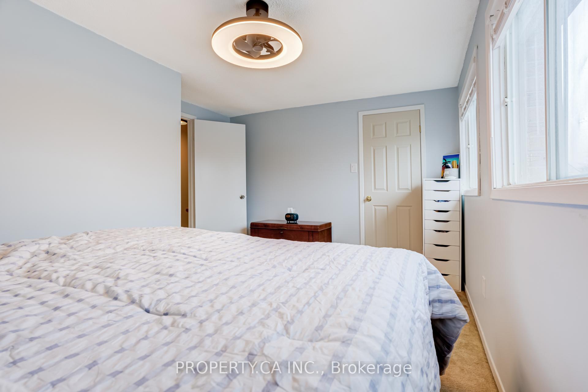 6 Hendley Drive