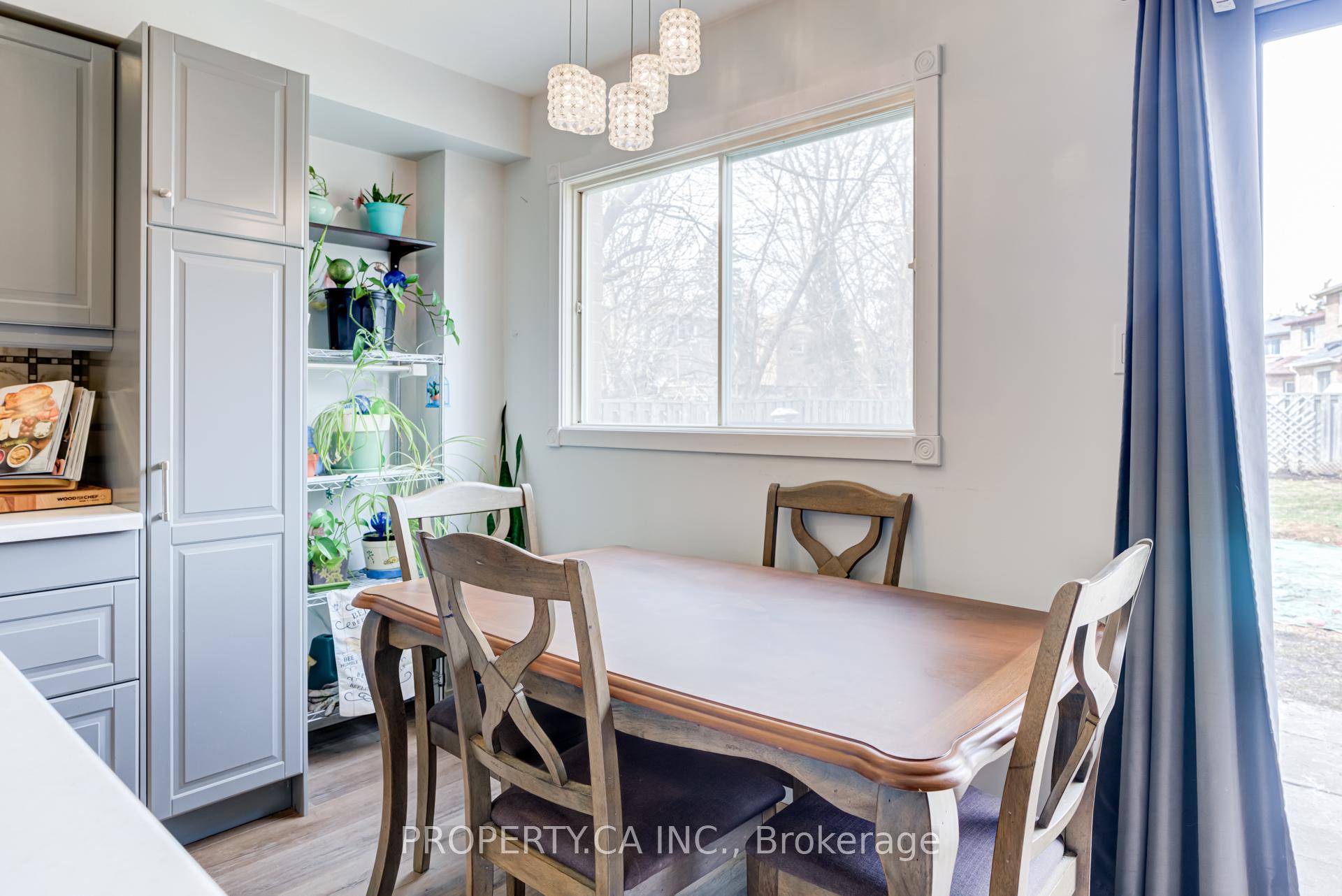 6 Hendley Drive