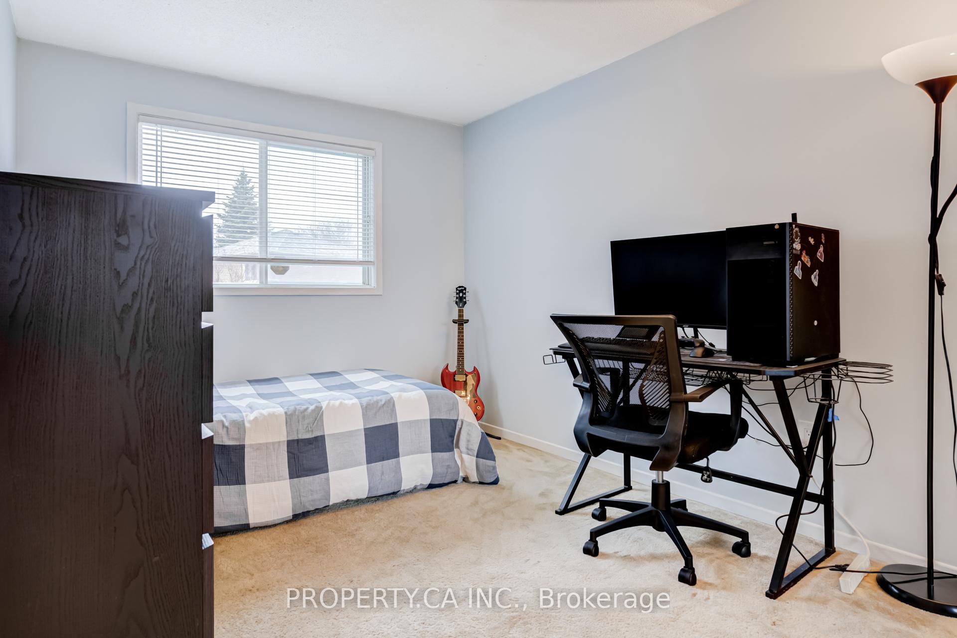6 Hendley Drive