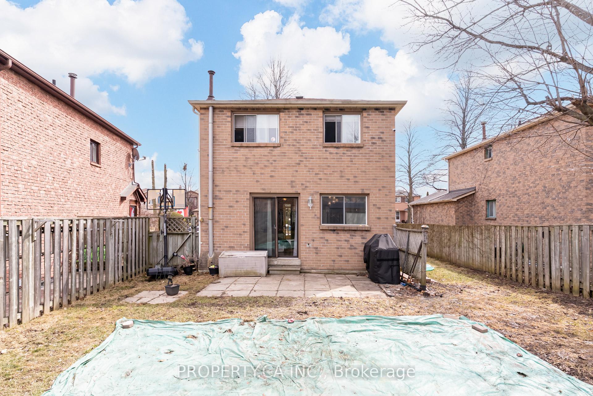 6 Hendley Drive